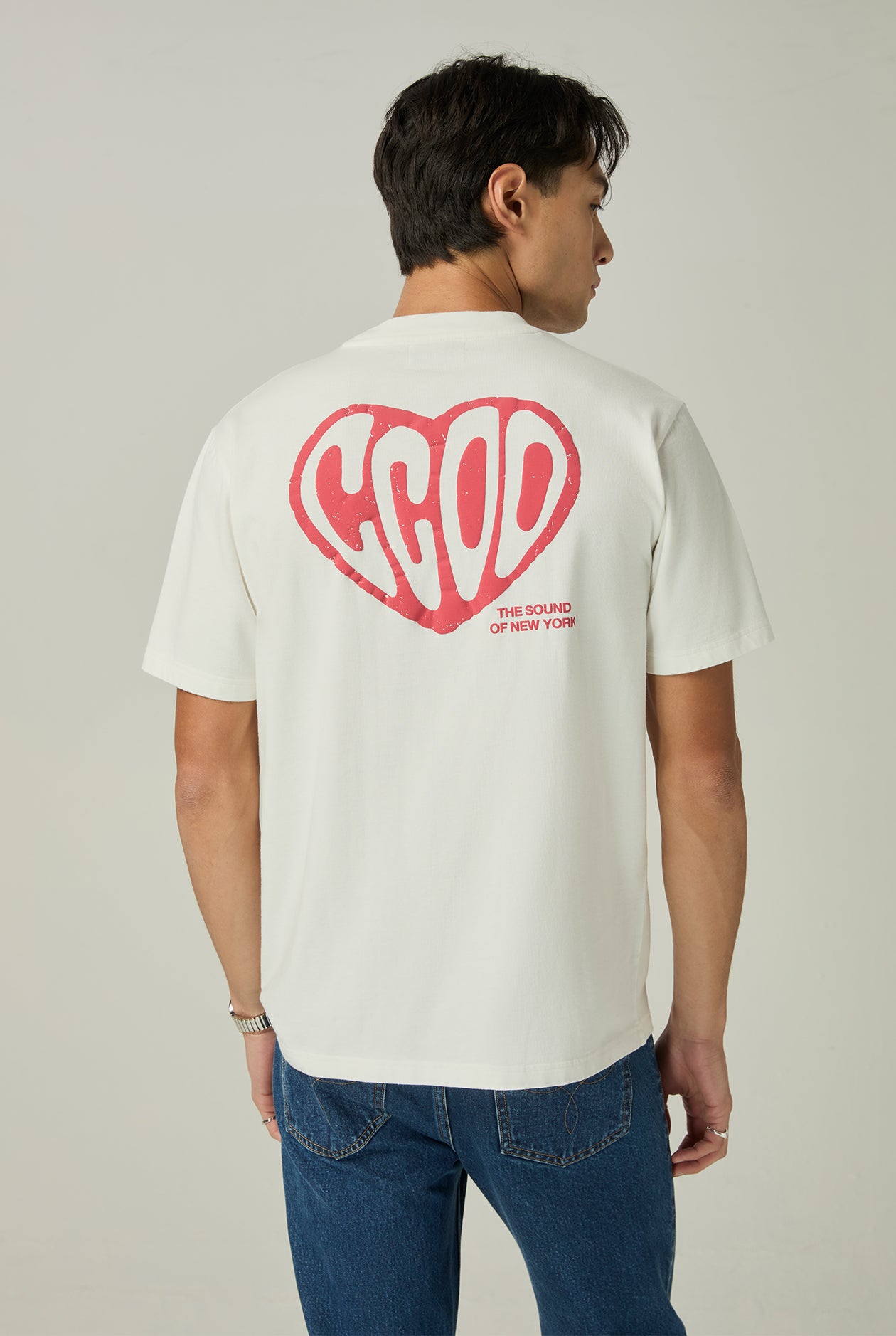 HEART LOGO GRAPHIC TEE