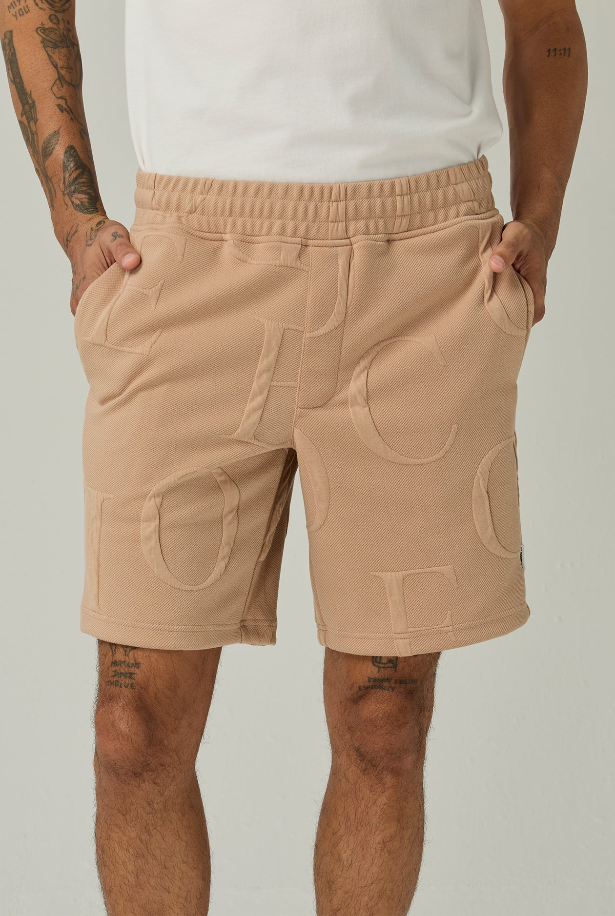 CC DOUBLE O JACQUARD PULL ON SHORT