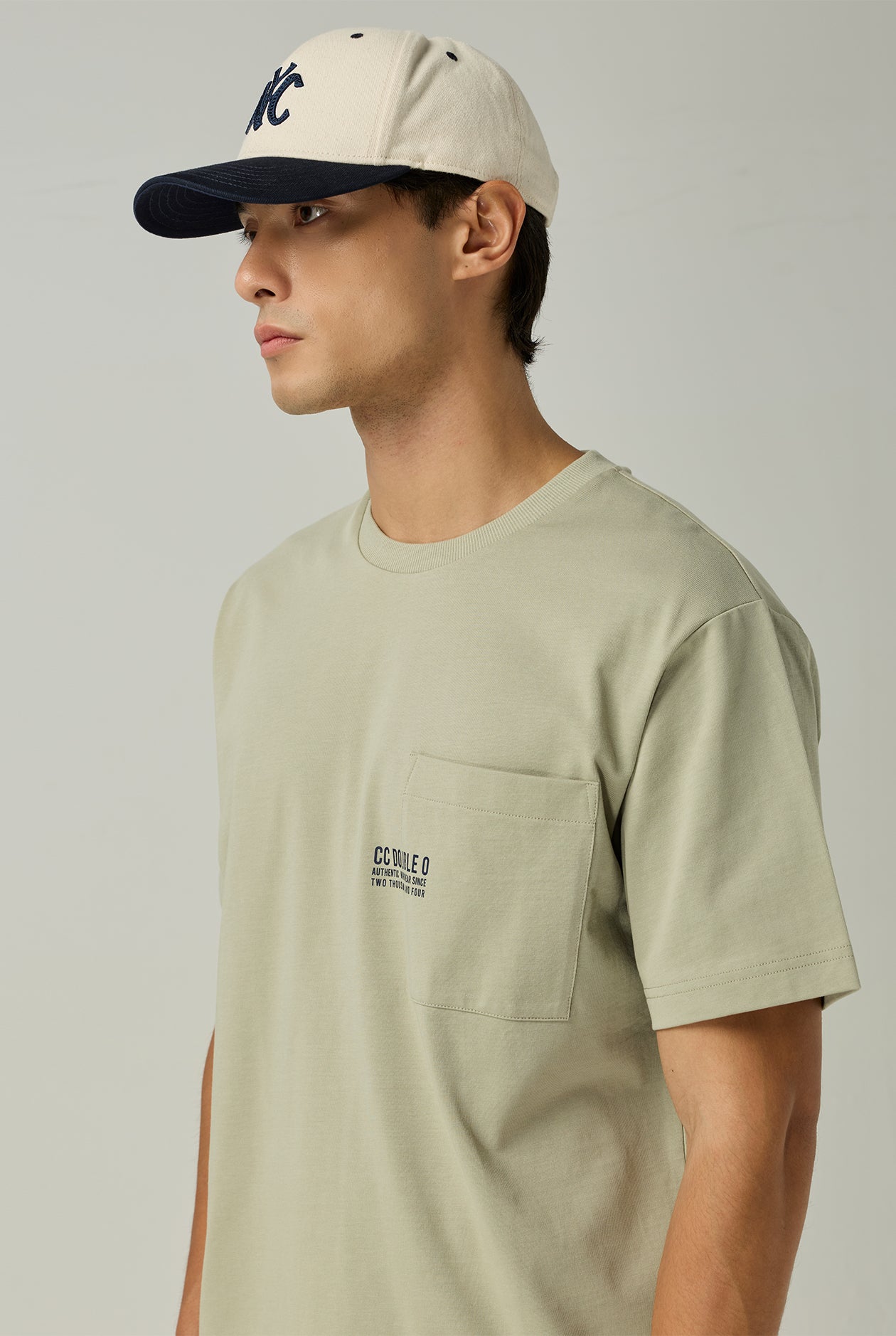 RELAXED-FIT POCKET TEE WITH LOGO PRINT