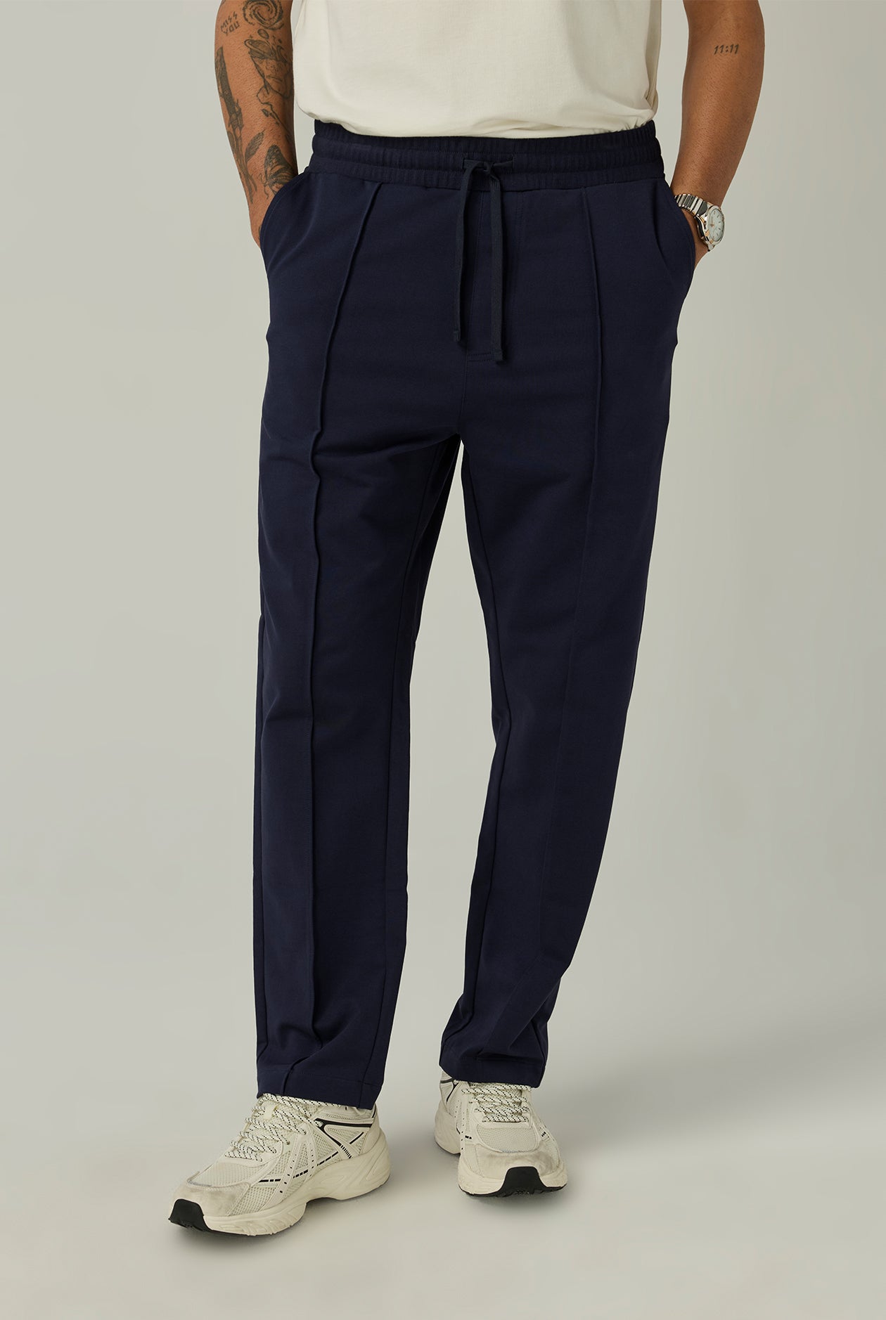 STRAIGHT-FIT LOUNGE PANTS