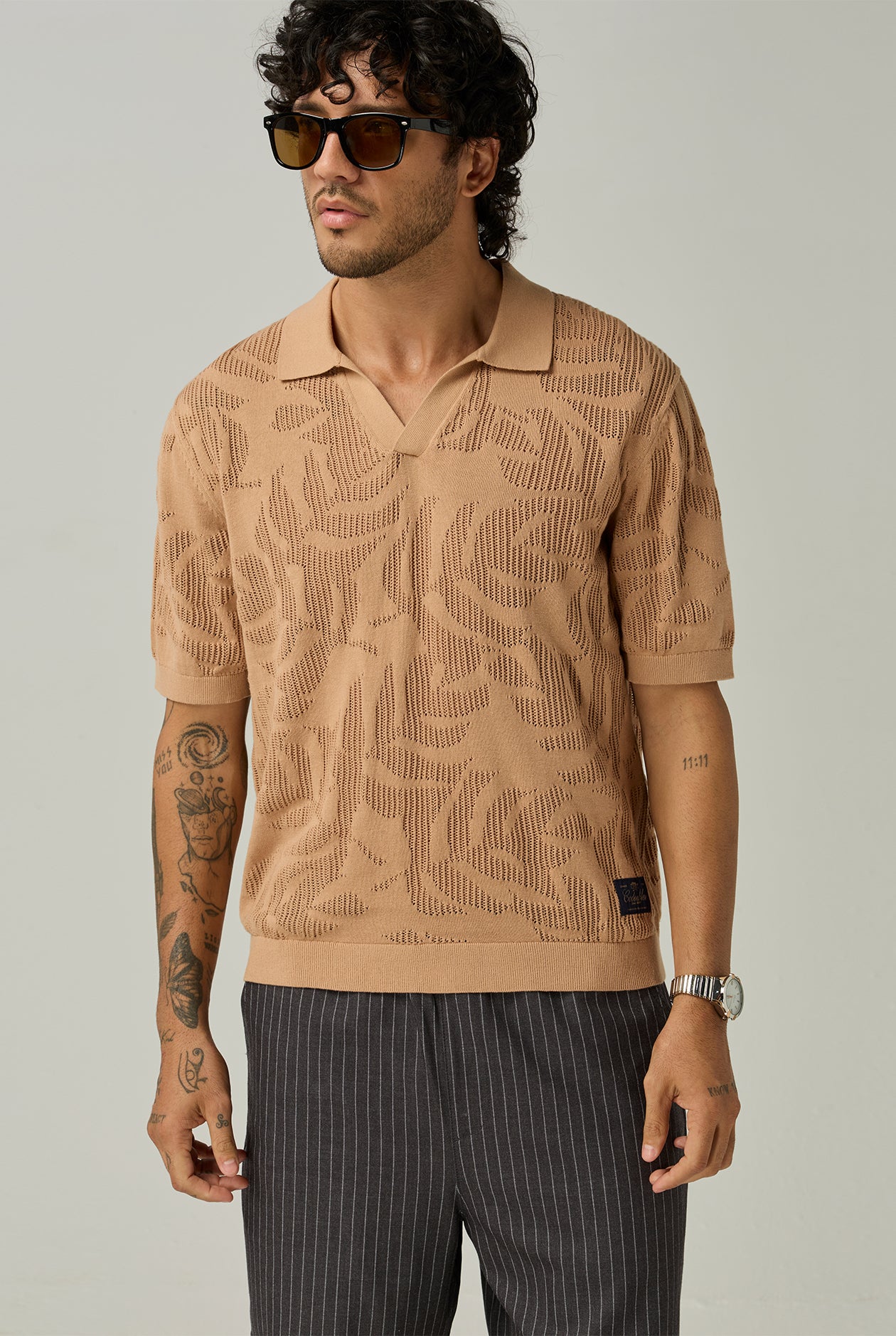 JACQUARD JOHNNY COLLAR POLO SHIRT