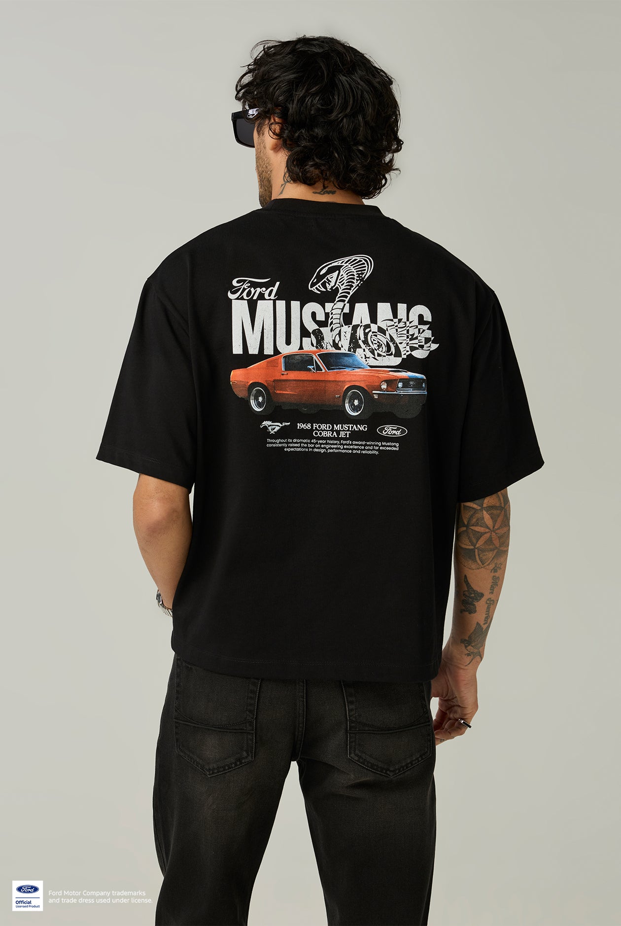 FORD MUSTANG COBRA JET GRAPHIC TEE