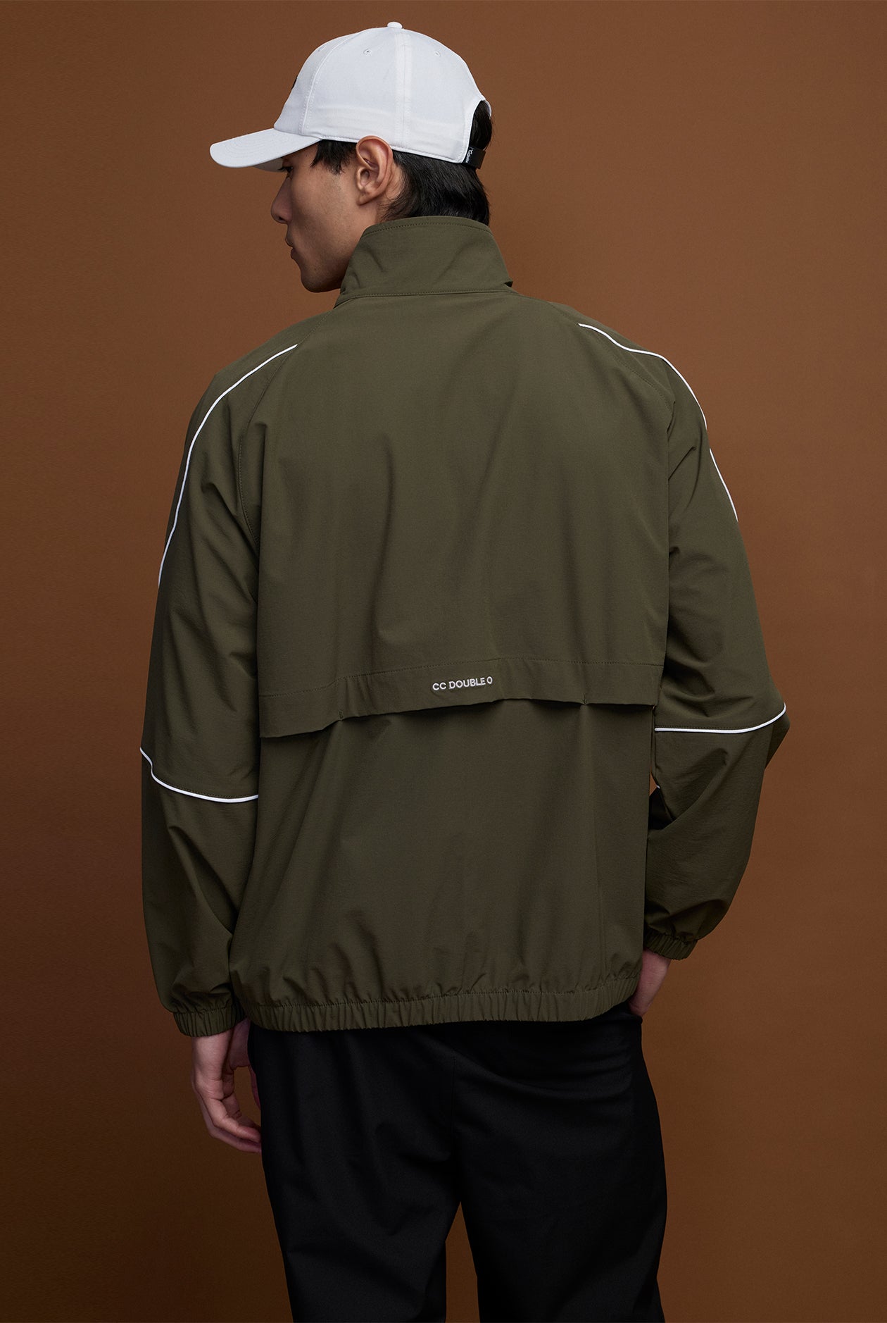 UV & WATERPROOF NYLON JACKET