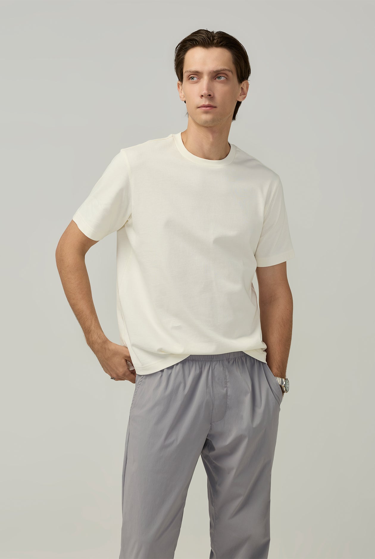 RELAXED FIT CREW NECK TEE