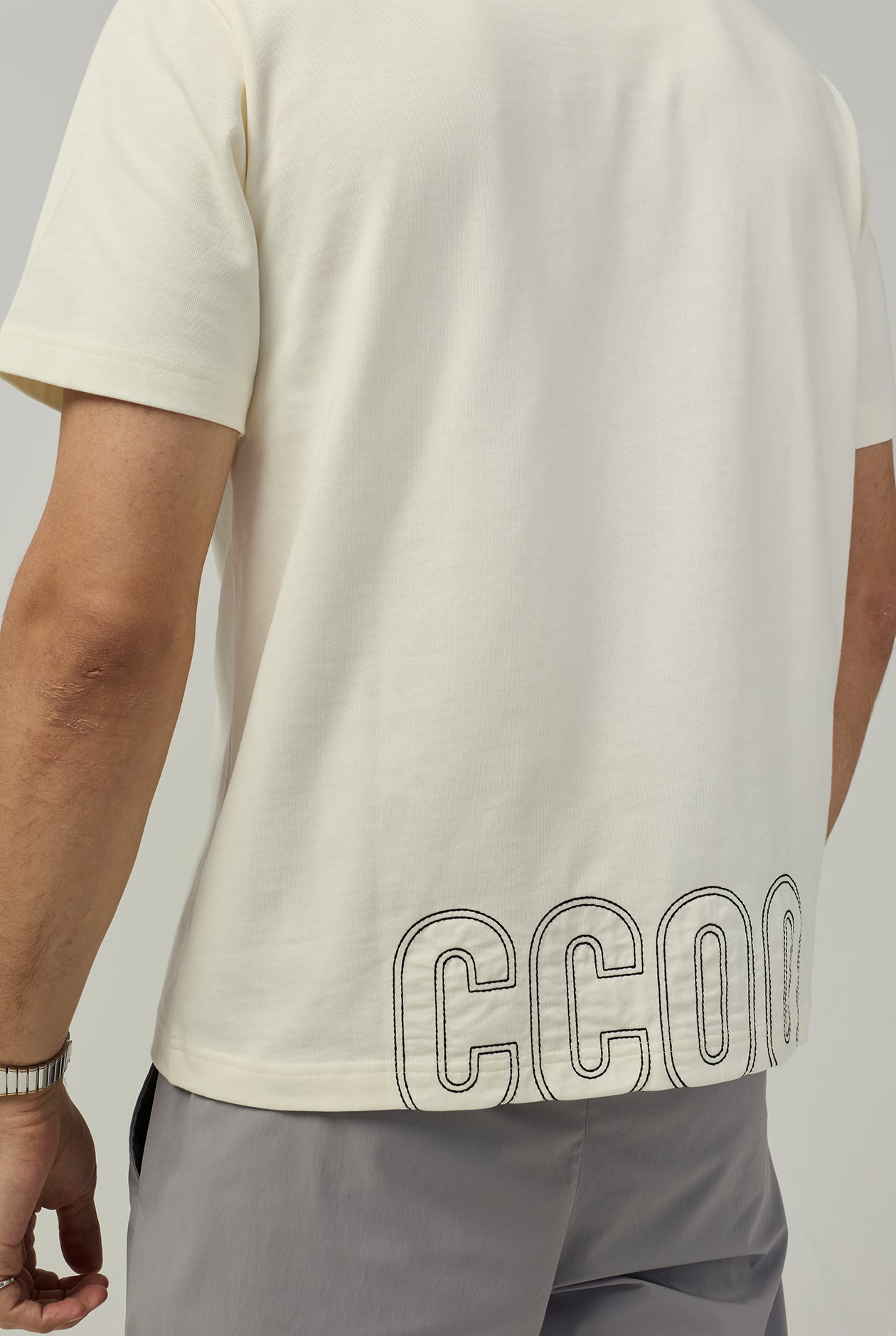 RELAXED FIT CREW NECK TEE