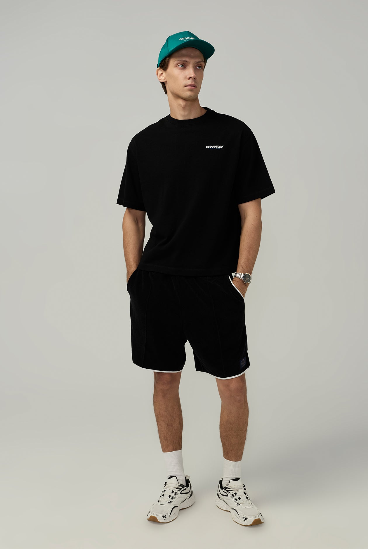 LOGO GRAPHIC BOXY TEE