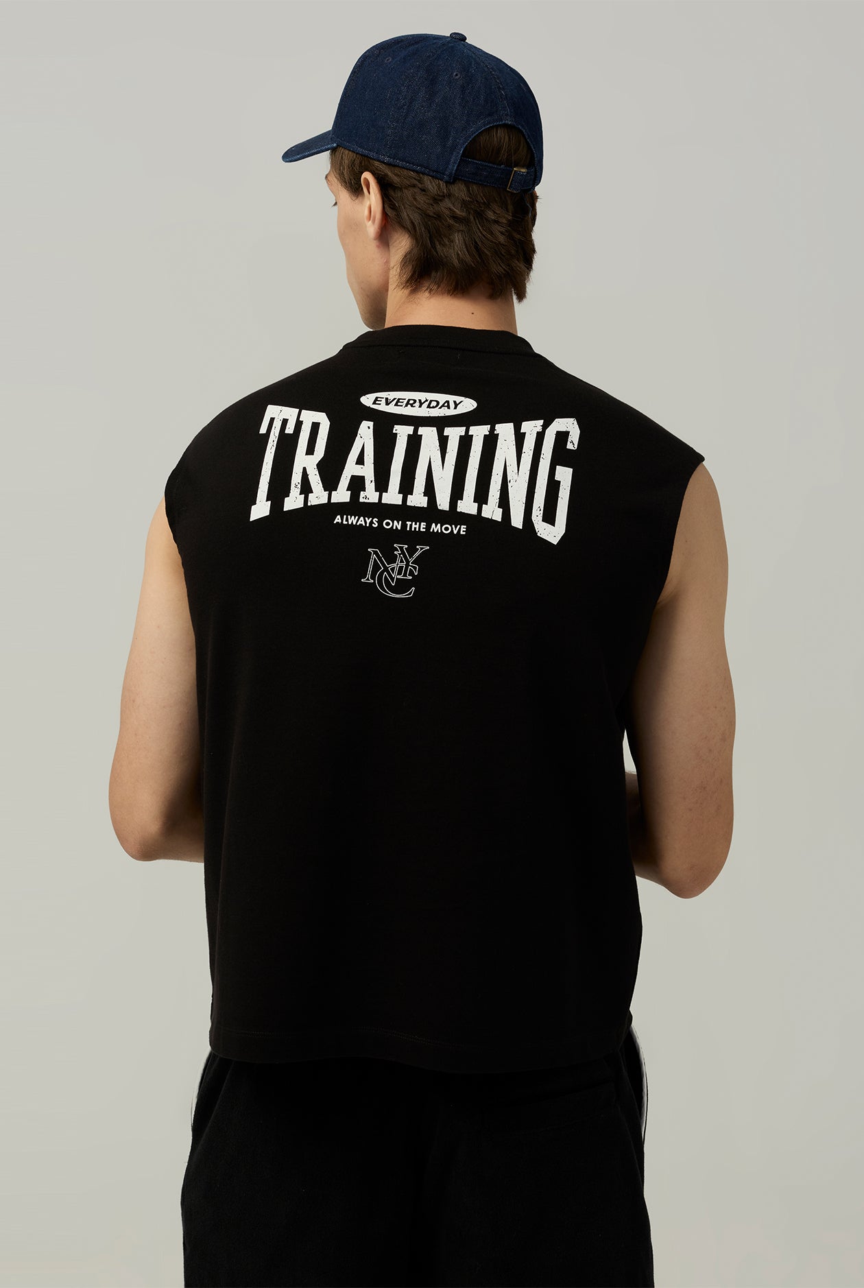 TRAINING GRAPHIC SLEEVELESS TEE