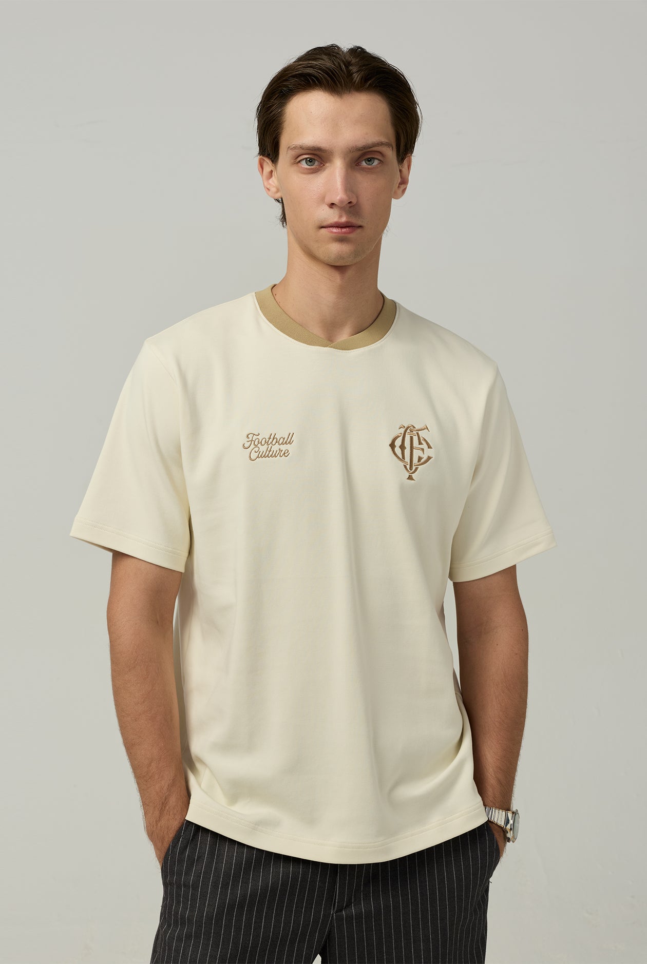 OVERLAP COLLAR TEE