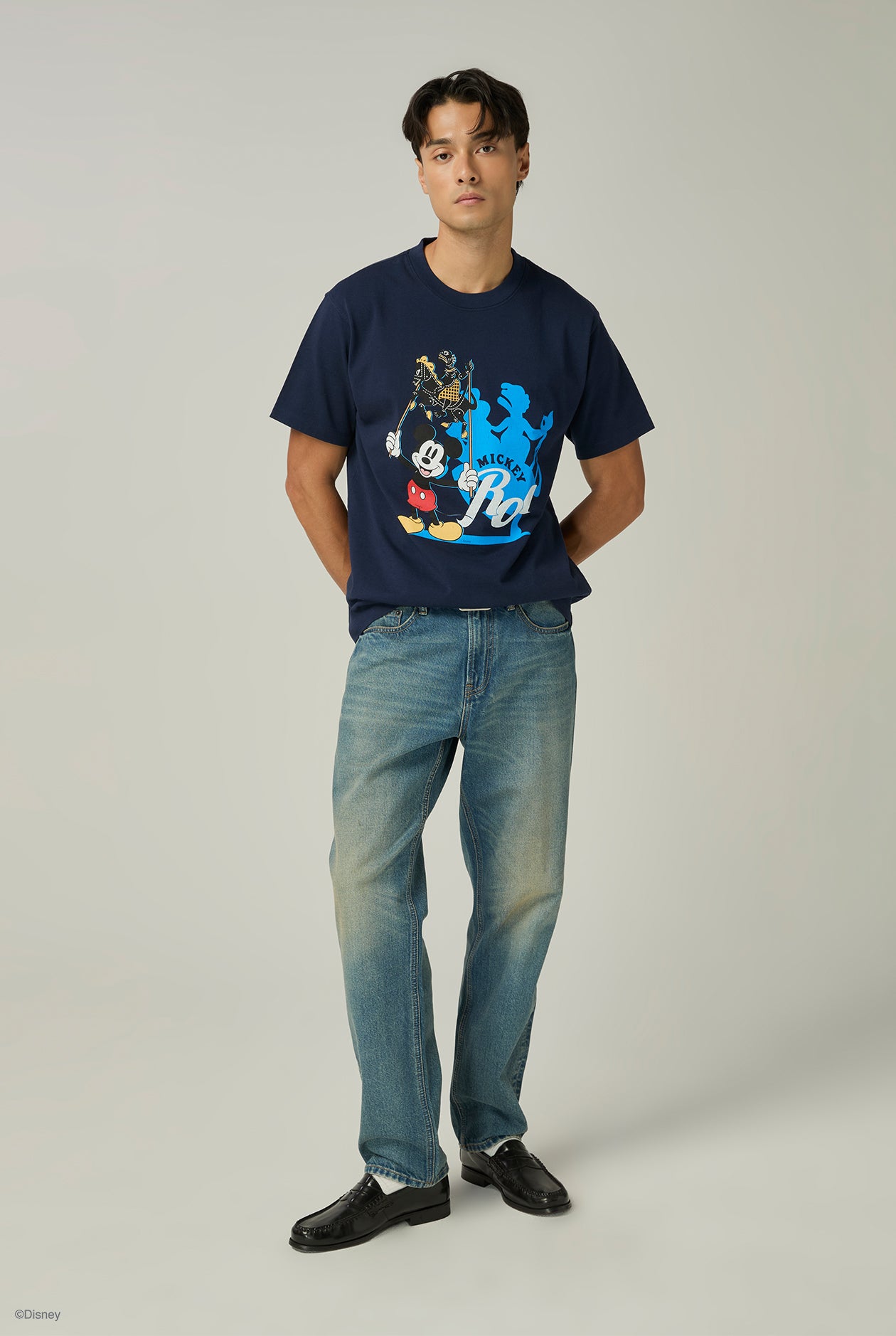 MICKEY SHADOW PLAY GRAPHIC TEE