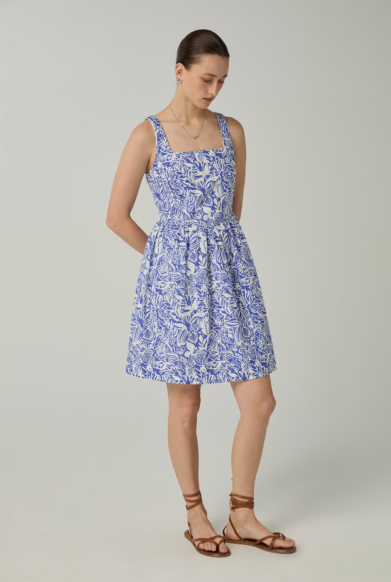 PRINTED EMBROIDERED EYELET DRESS