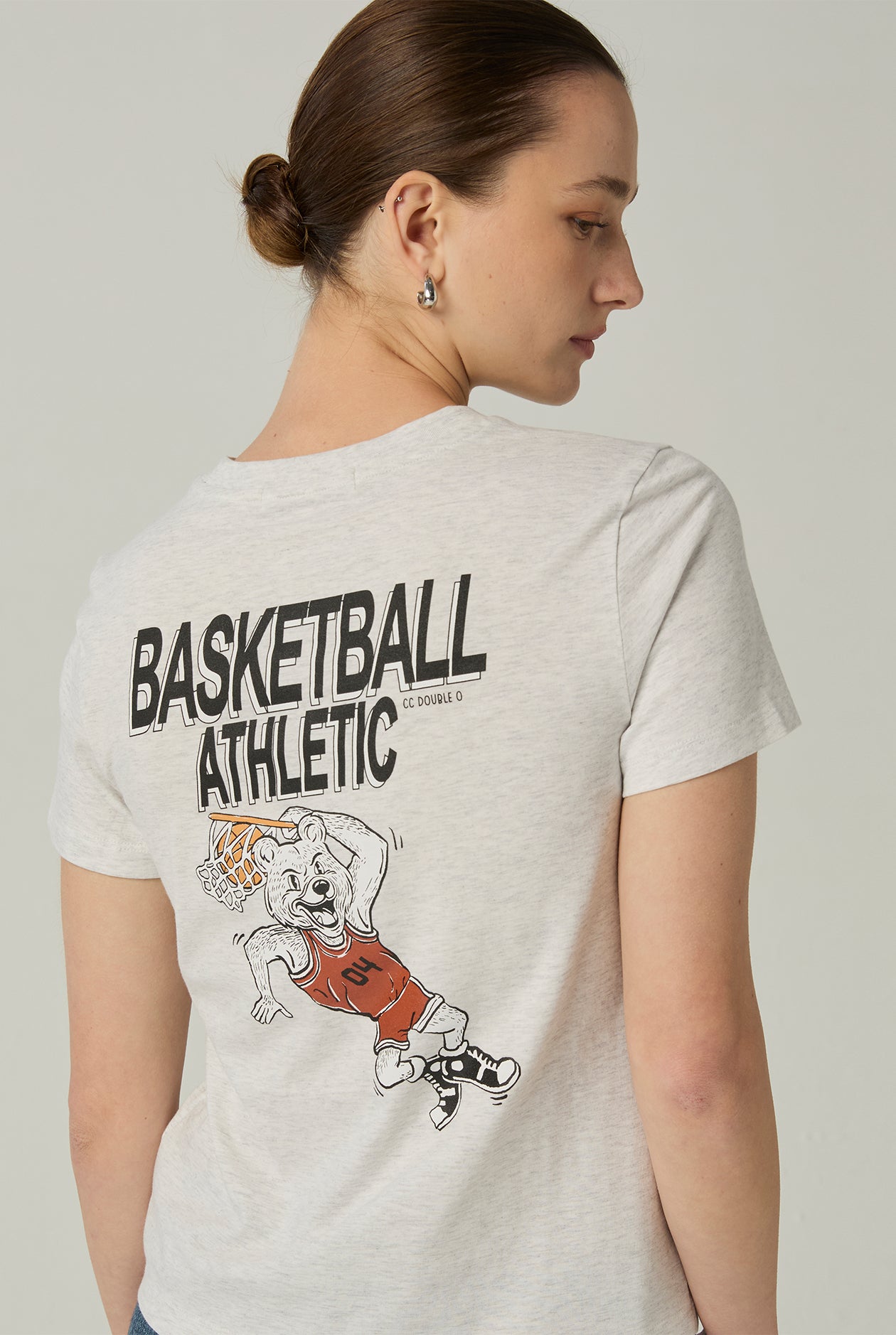 BASKETBALL ATHLETIC GRAPHIC TEE