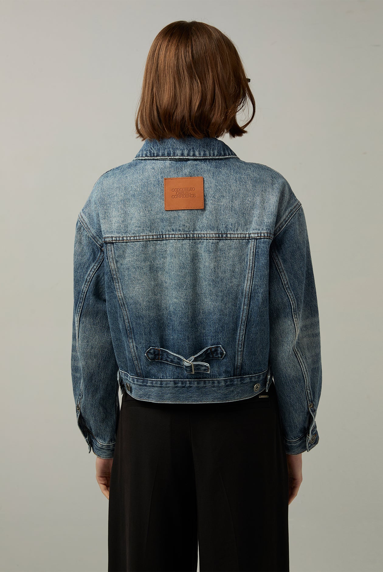 CROPPED TRUCKER DENIM JACKET Blue / XL