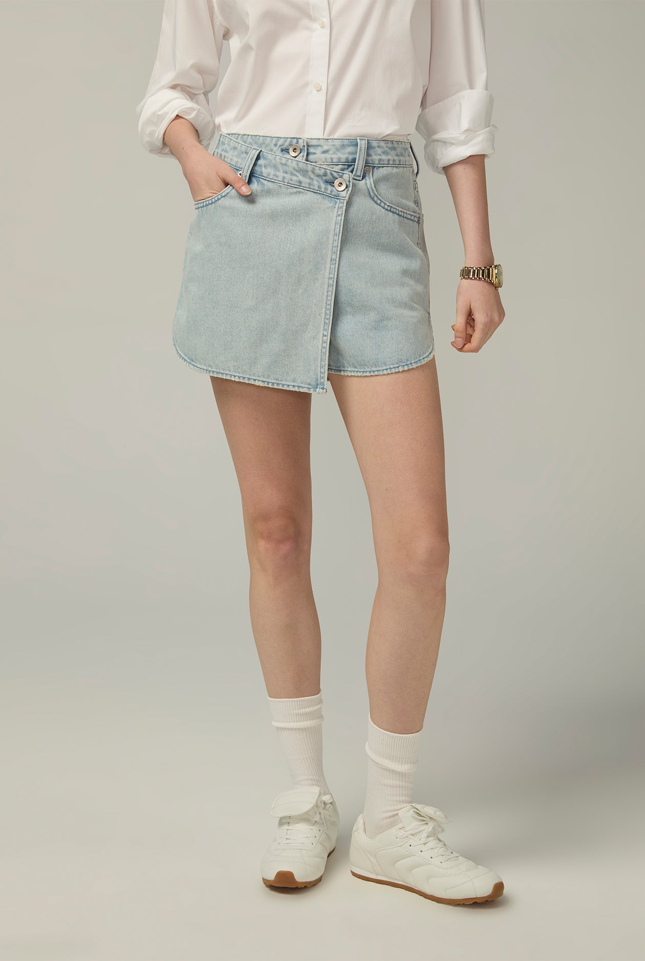 ROUNDED EDGES MINI SKIRT Light Blue / 30