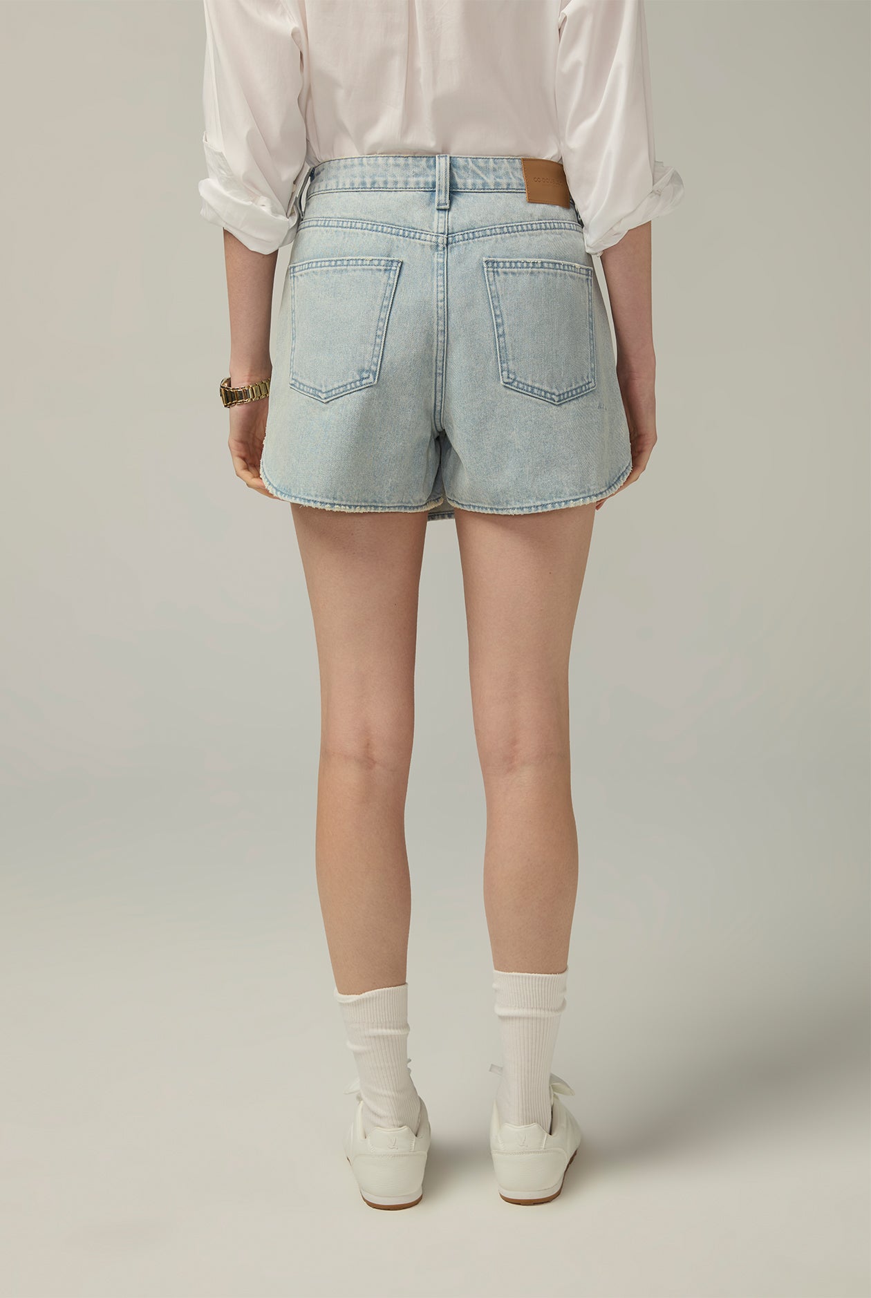 ROUNDED EDGES MINI SKIRT Light Blue / 30