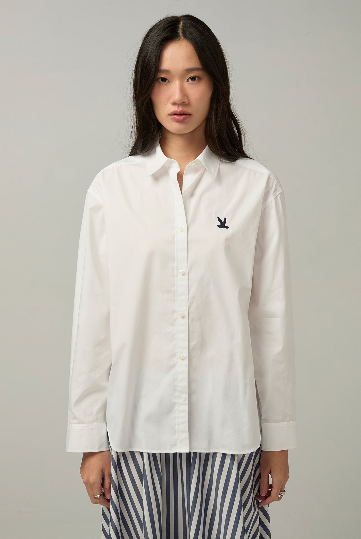 OVERSIZED SIGNATURE PLAIN SHIRT White / L