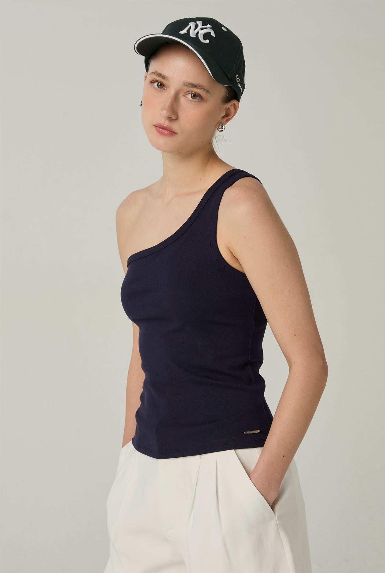 ONE-SHOULDER TANK TOP - CC Double O Official Store