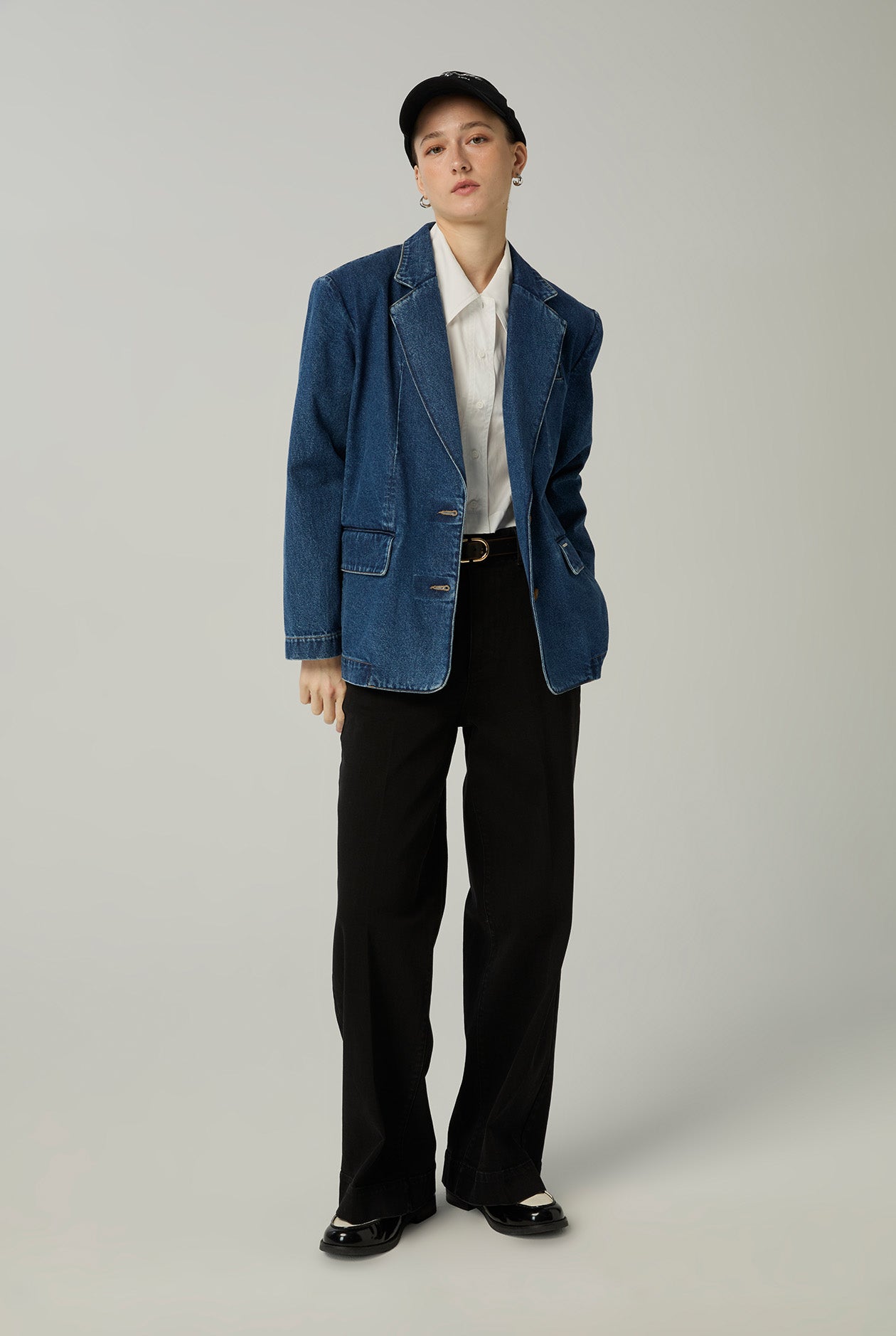 OBLIQUE POCKET TAILORED JEANS