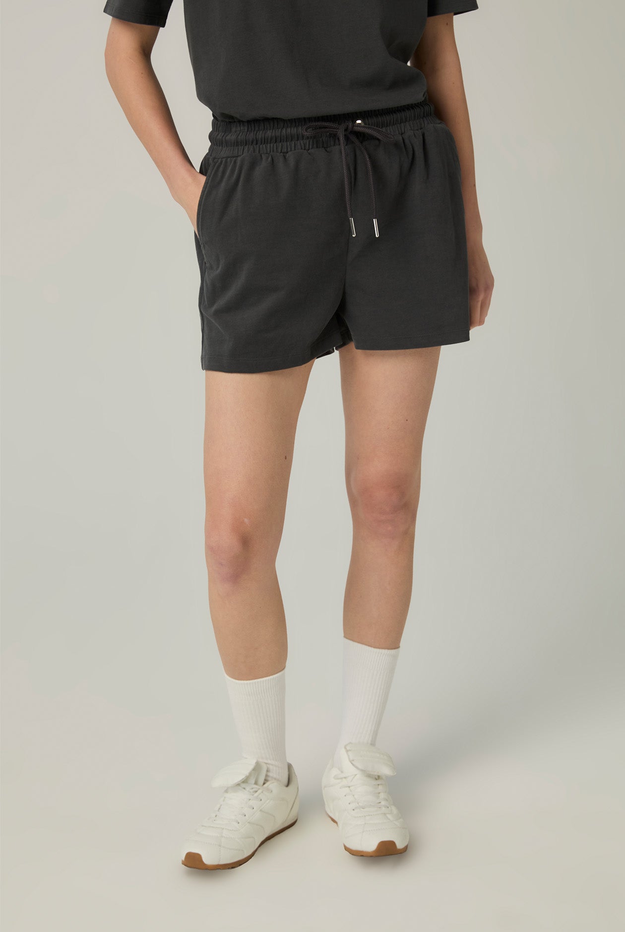 LOGO EMBROIDERY SHORTS
