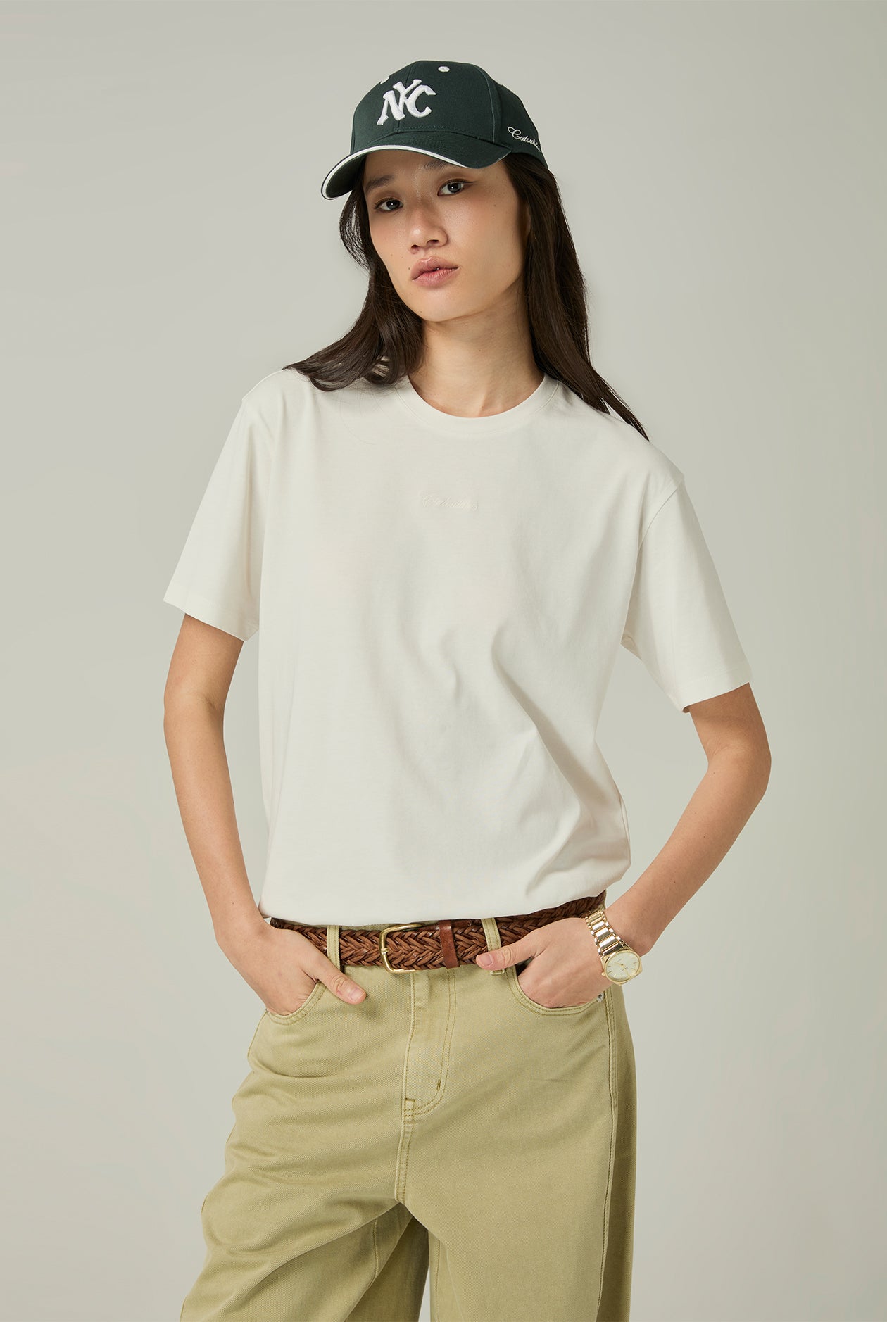 EMBROIDERED LOGO OVERSIZED FIT TEE