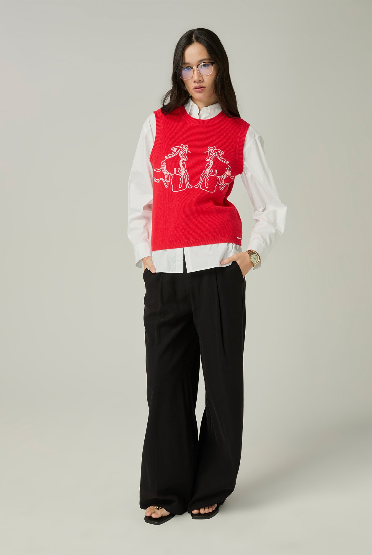 EMBROIDERED KNITTED VEST