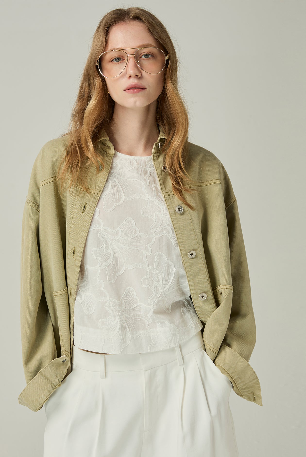 EMBROIDERED SLEEVELESS BLOUSE - CC Double O Official Store