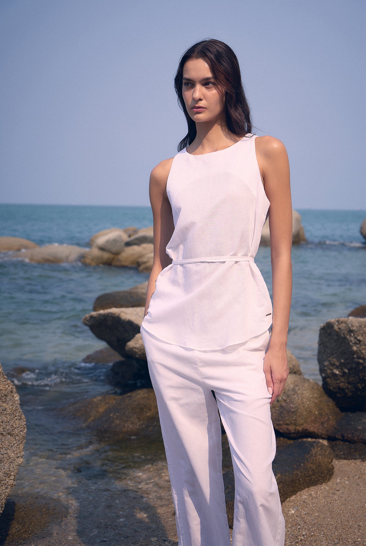 RIBBED KNIT LACE-UP BACK TOP