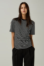 DIAGONAL STRIPE TEE