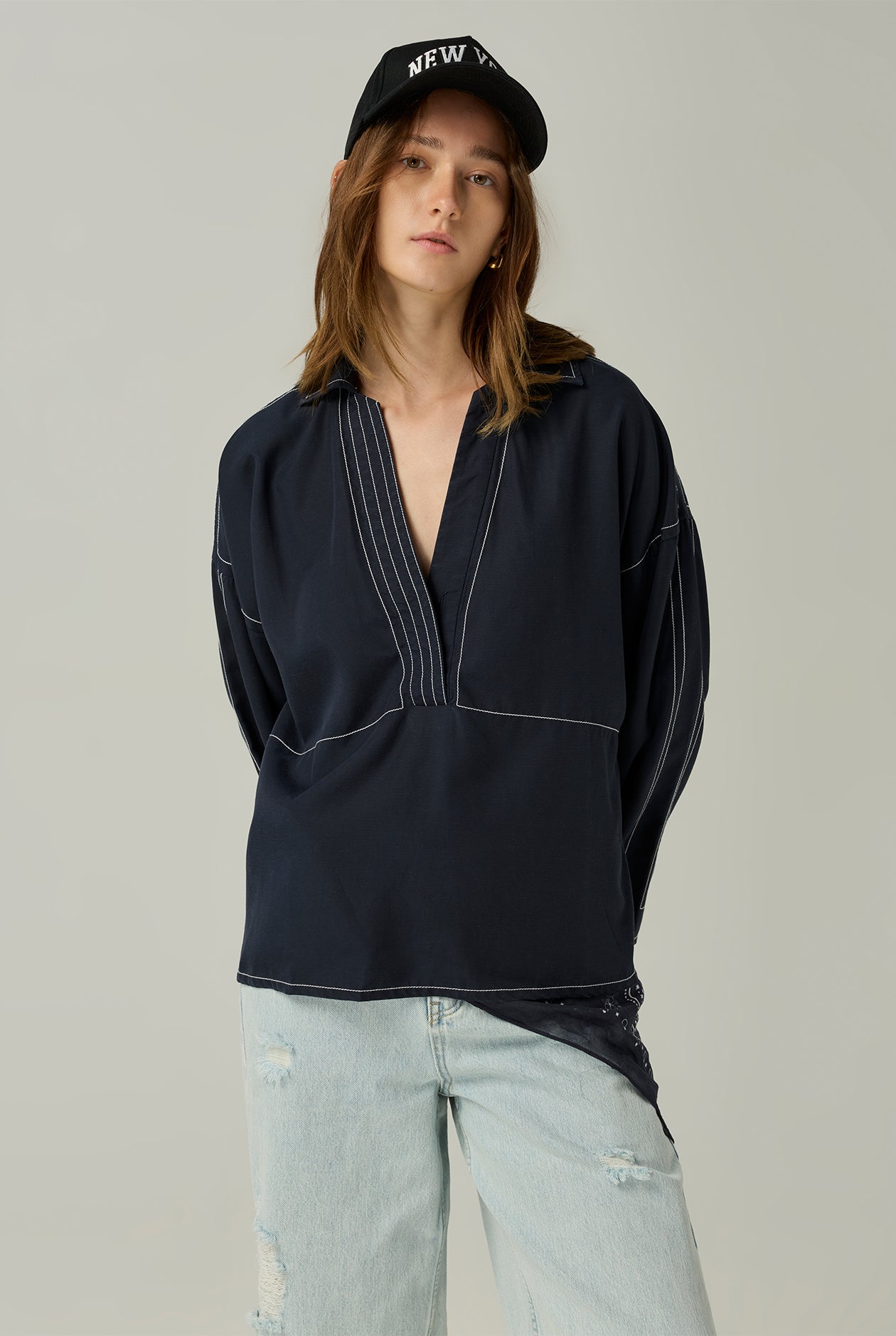 BLOUSE WITH CONTRAST STITCHING