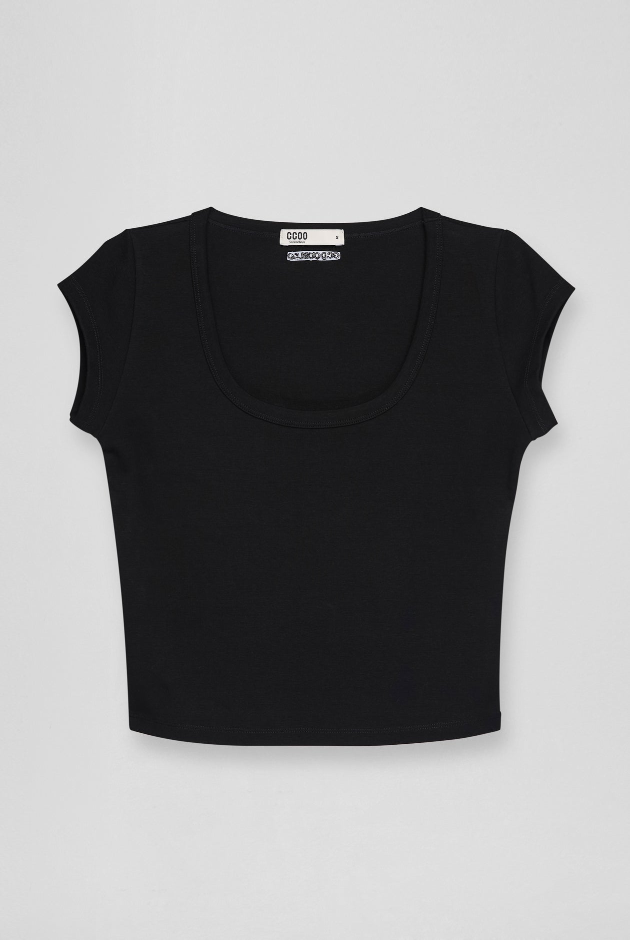 SIGNATURE U-NECK TEE