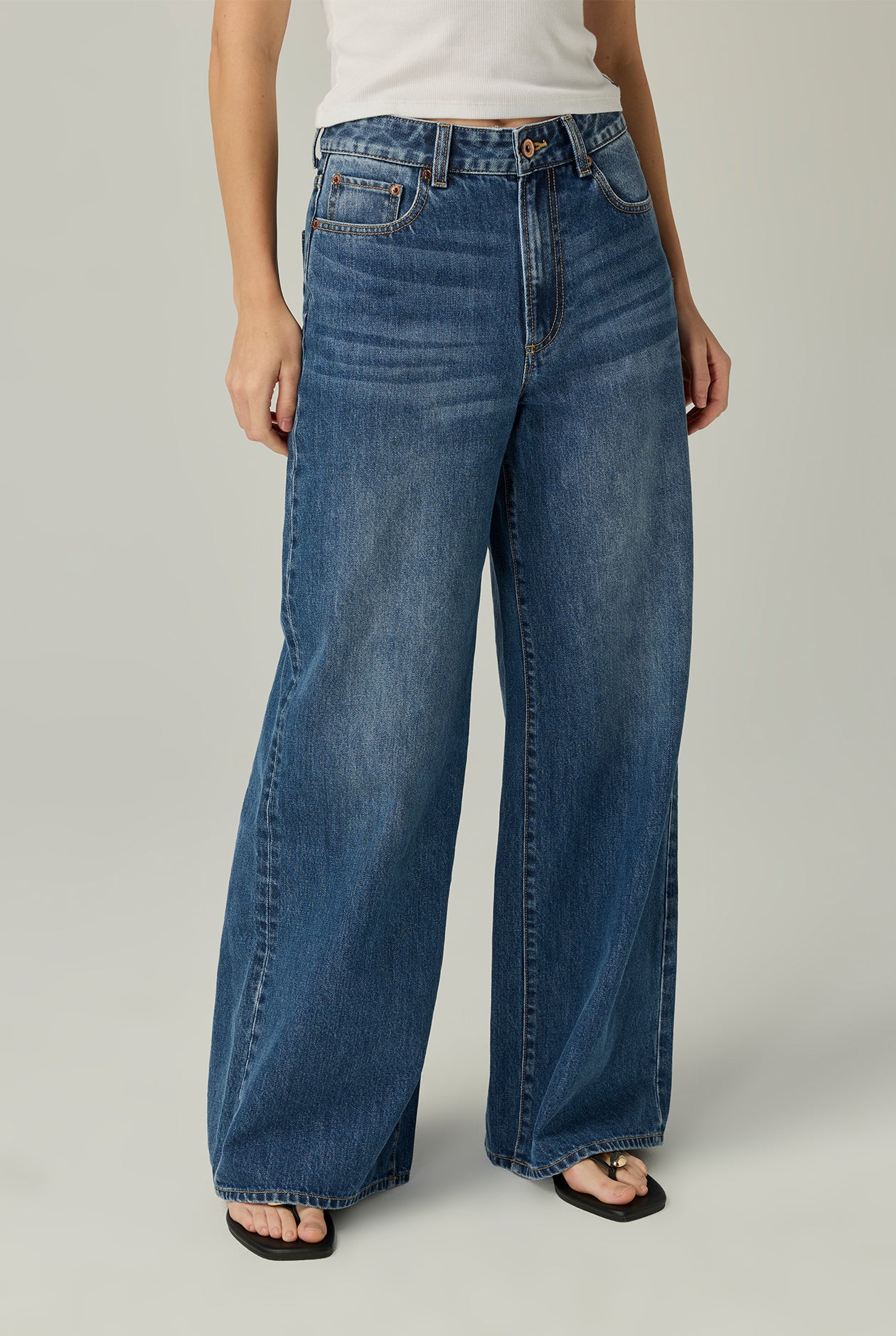 CLASSIC MID-RISE BAGGY JEANS - CC Double O Official Store