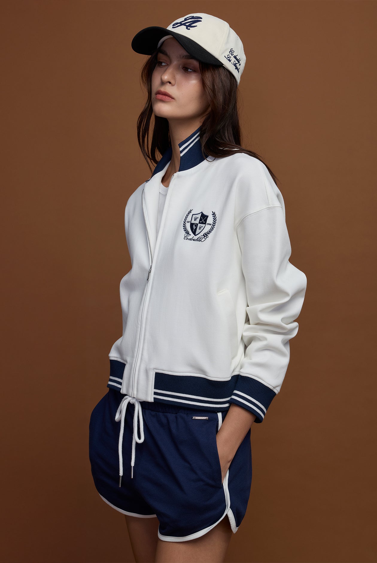 NAVY COLLAR BOMBER JACKET