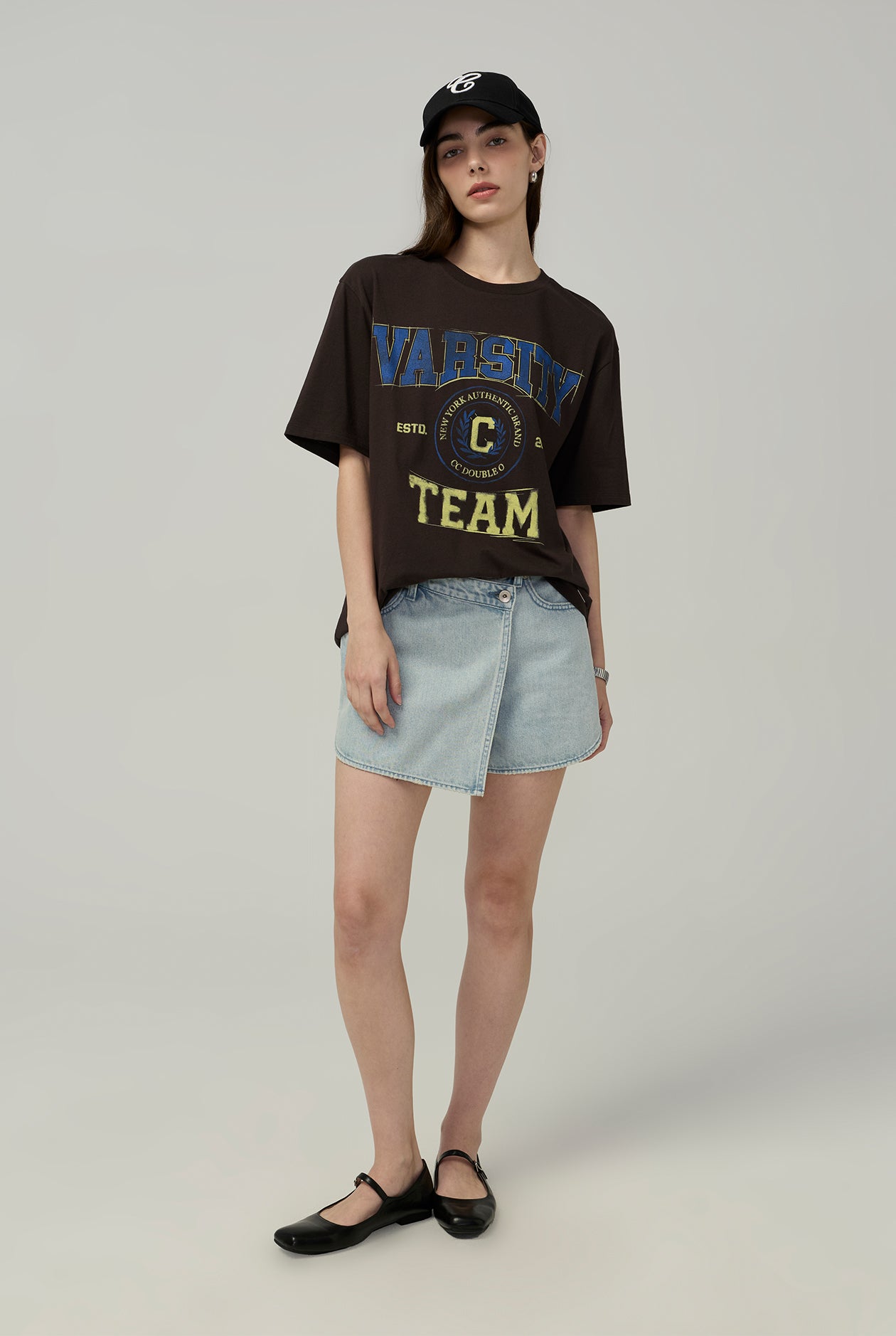VARSITY TEAM T-SHIRT