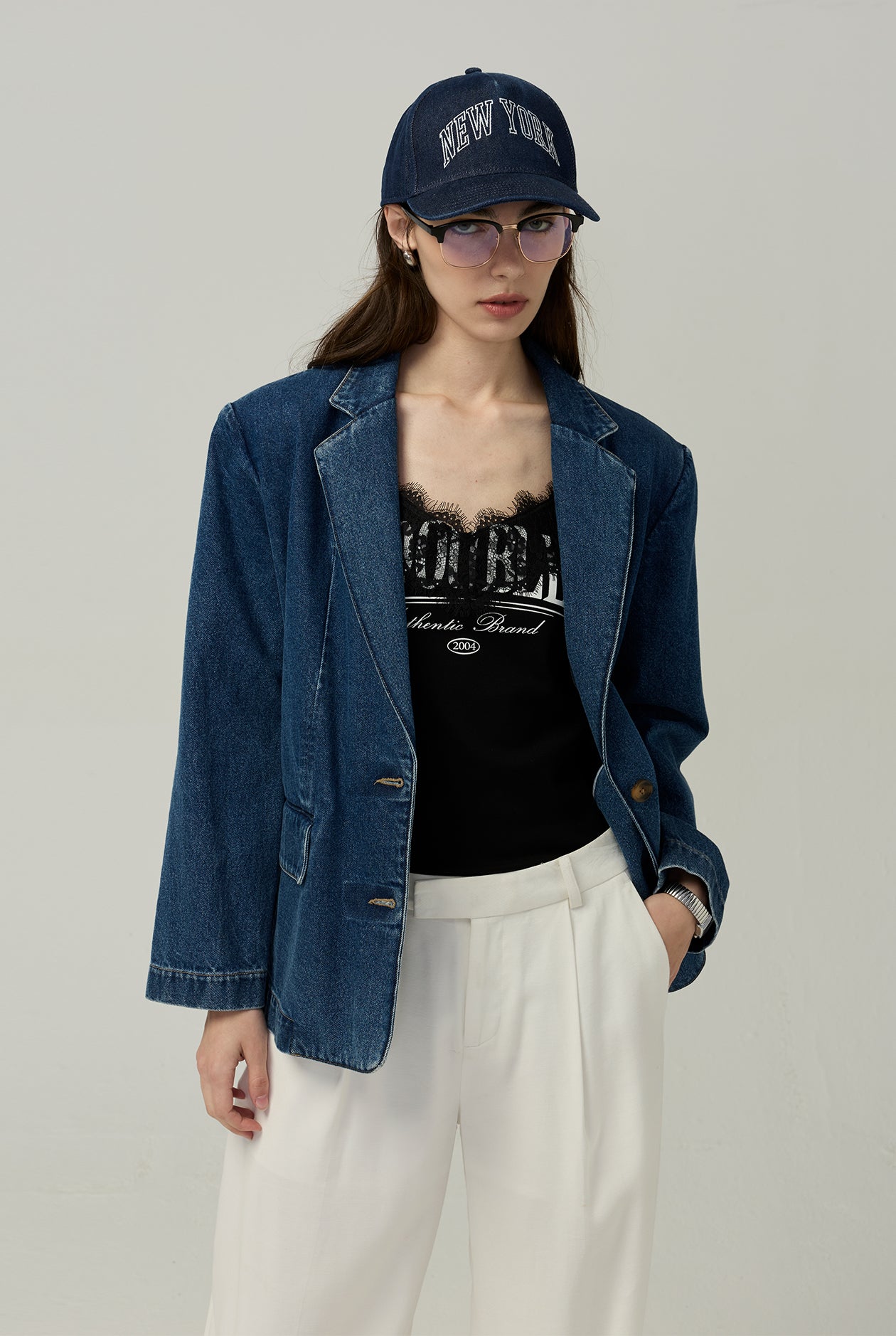 CAMISOLE WITH LACE