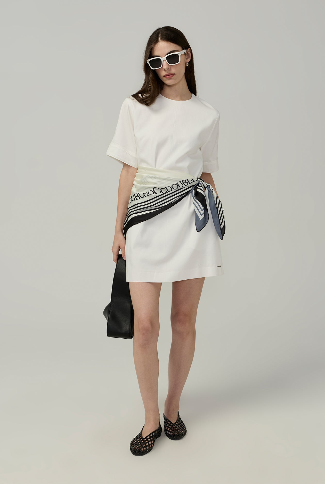BASIC SHIFT DRESS
