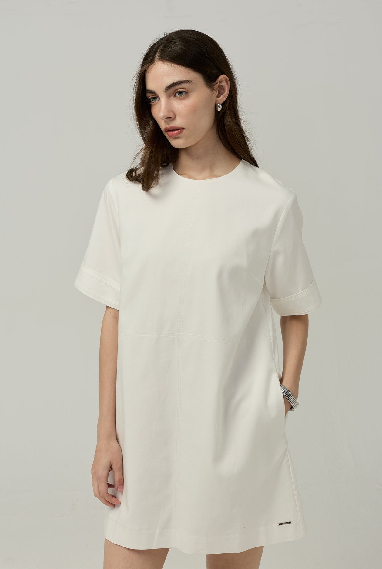 BASIC SHIFT DRESS