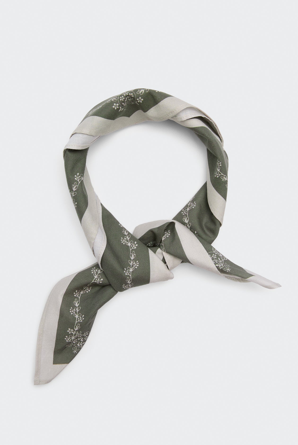PAISLEY BANDANA