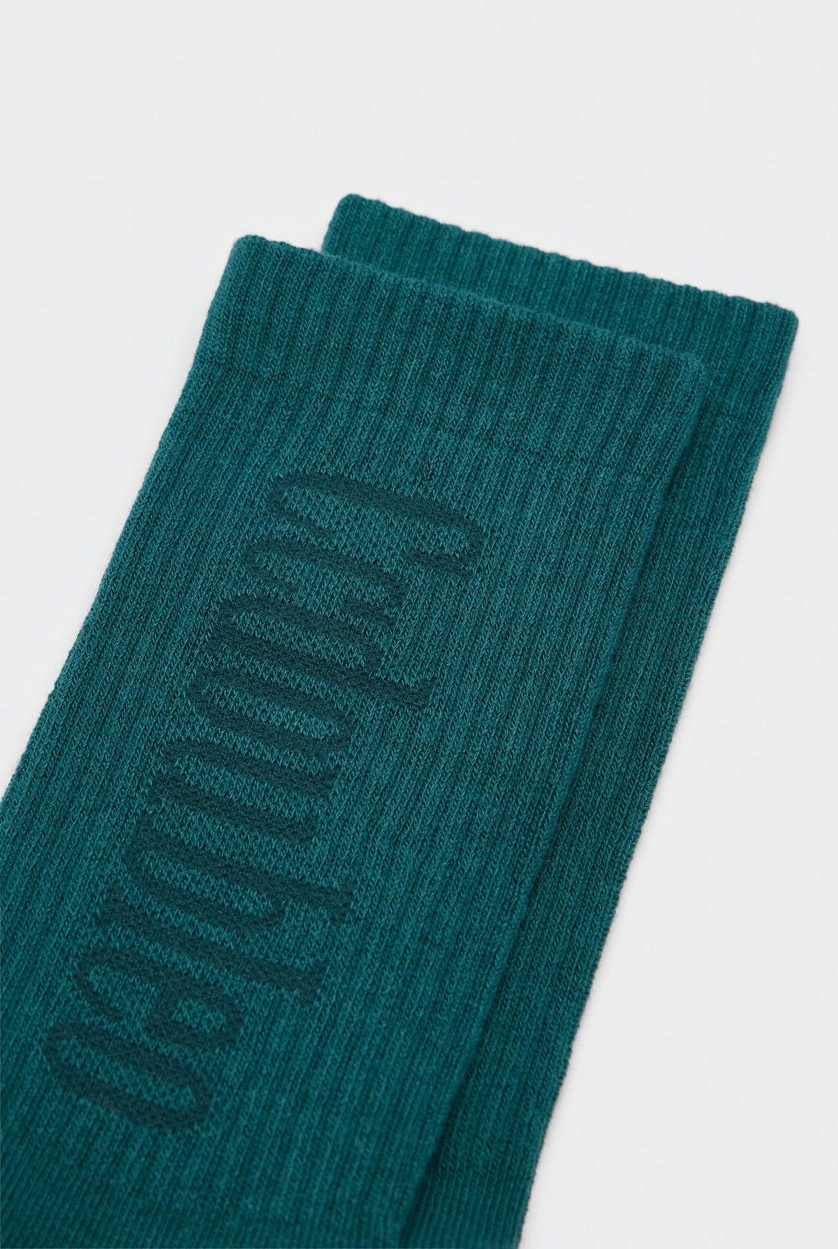 VERTICAL LOGO RIBBED SOCKS