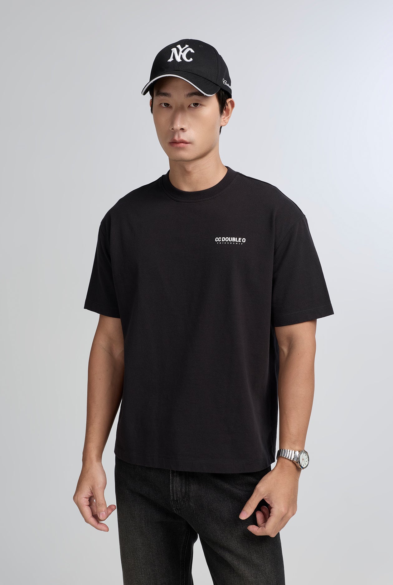 FRIENDS DON'T GRAPHIC BOXY TEE