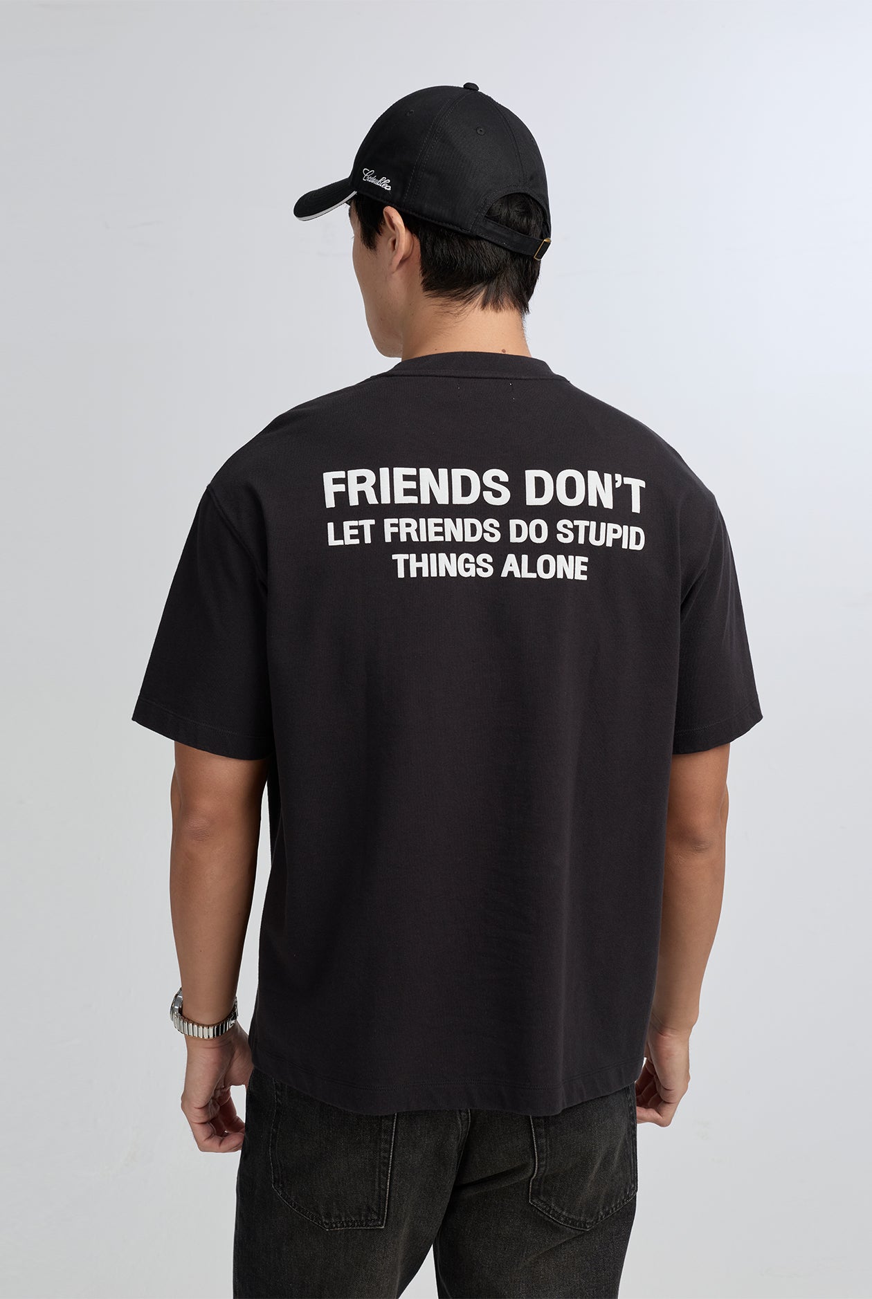 FRIENDS DON'T GRAPHIC BOXY TEE