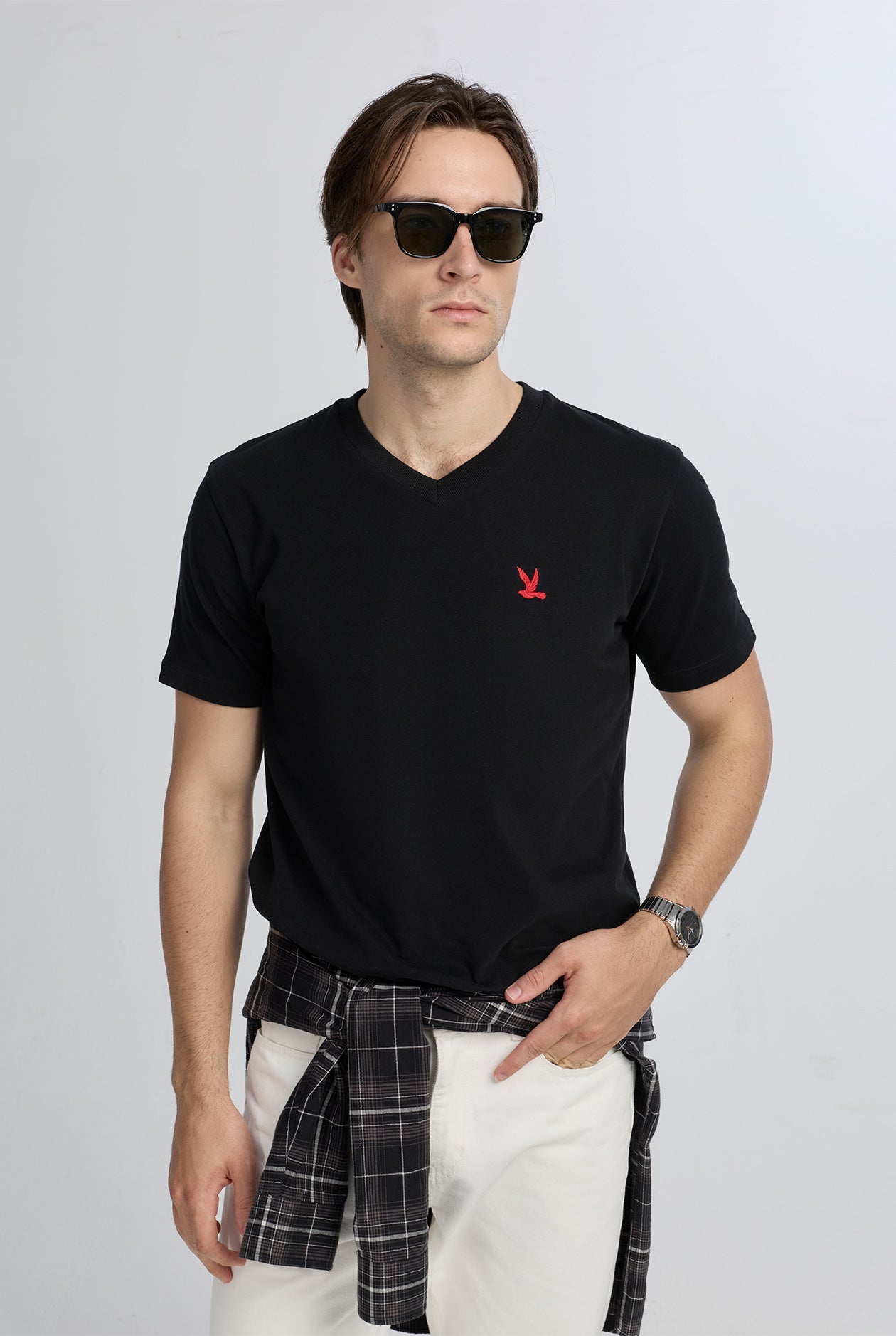 SIGNATURE BIRD LOGO V-NECK TEE