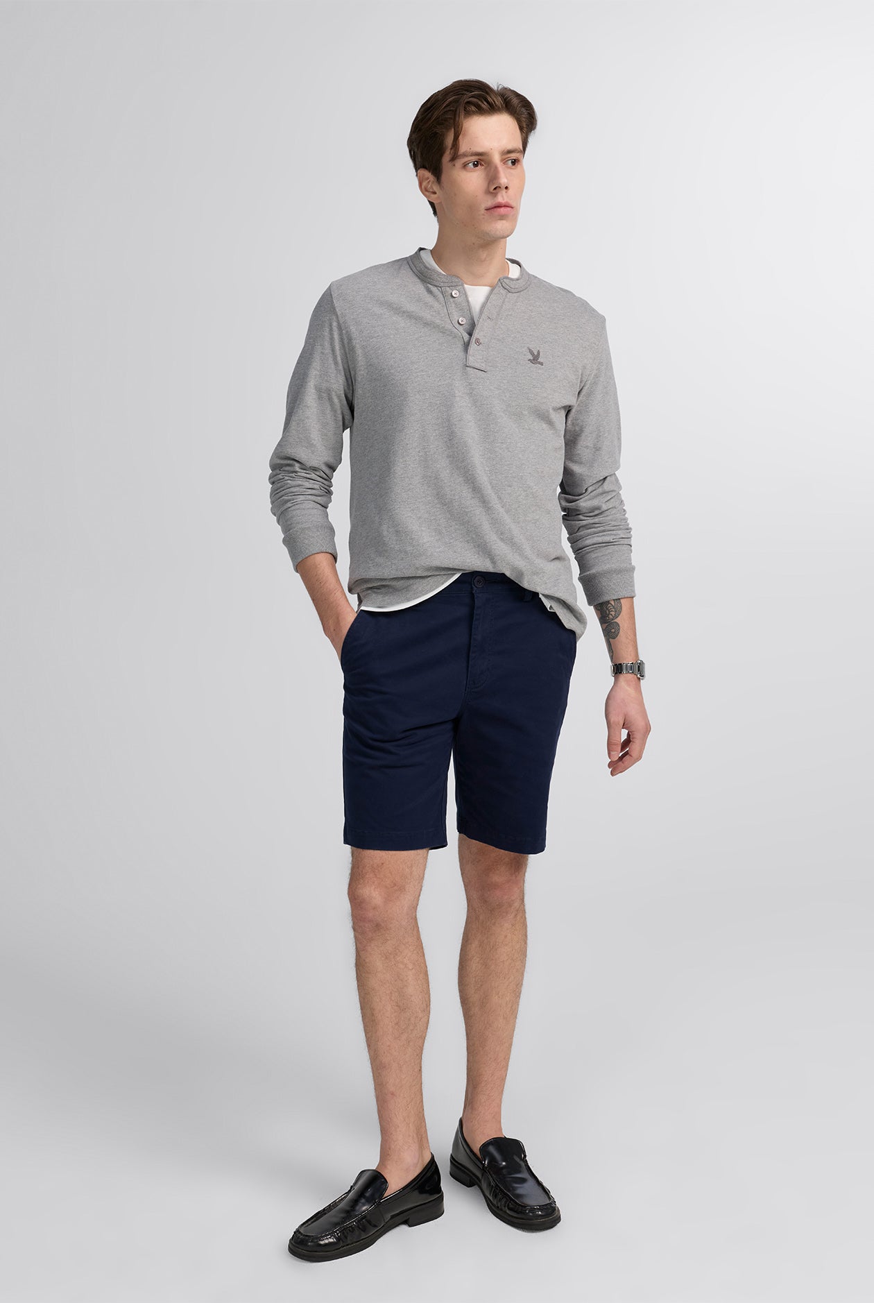 SLIM CHINO SHORTS