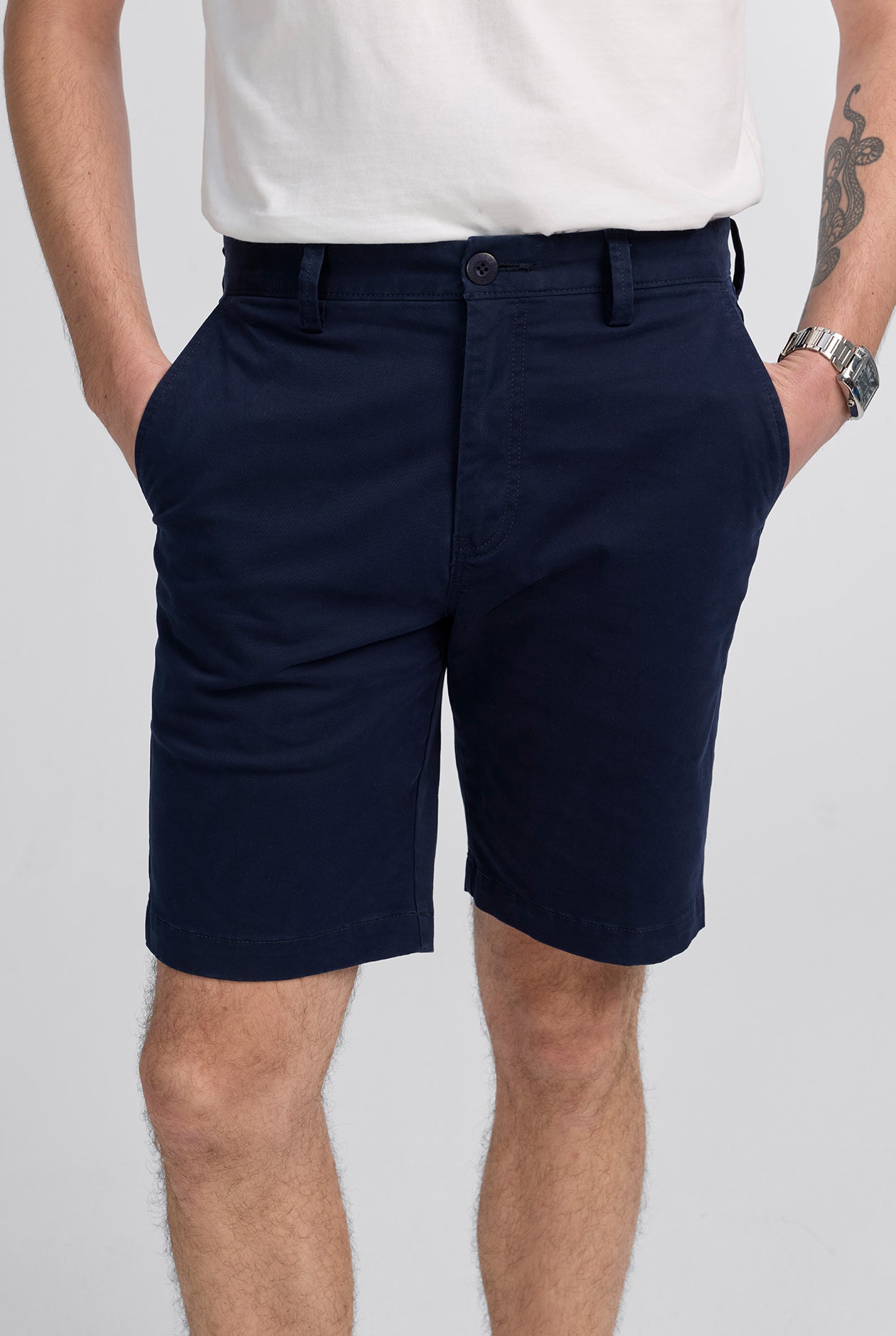 SLIM CHINO SHORTS