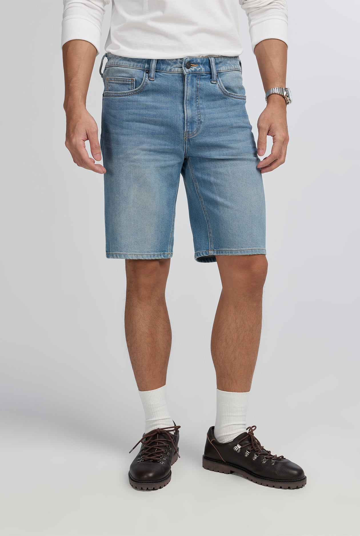 SLIM SHORT JEANS