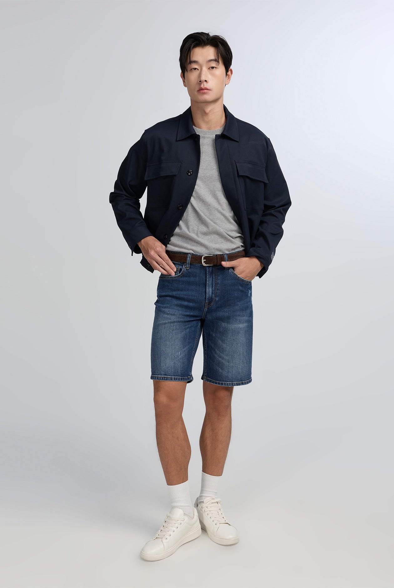 LIGHT BLUE SLIM SHORT JEANS