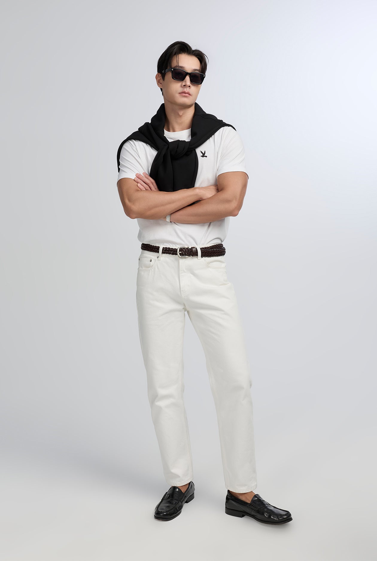 WHITE STRAIGHT JEANS