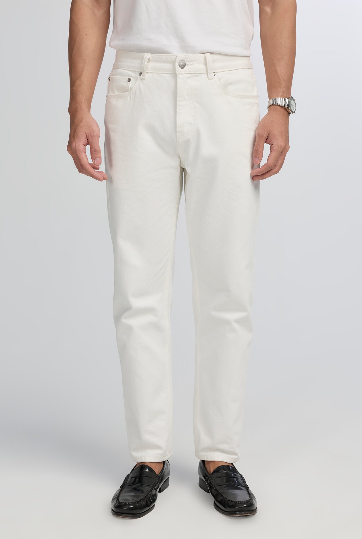 WHITE STRAIGHT JEANS