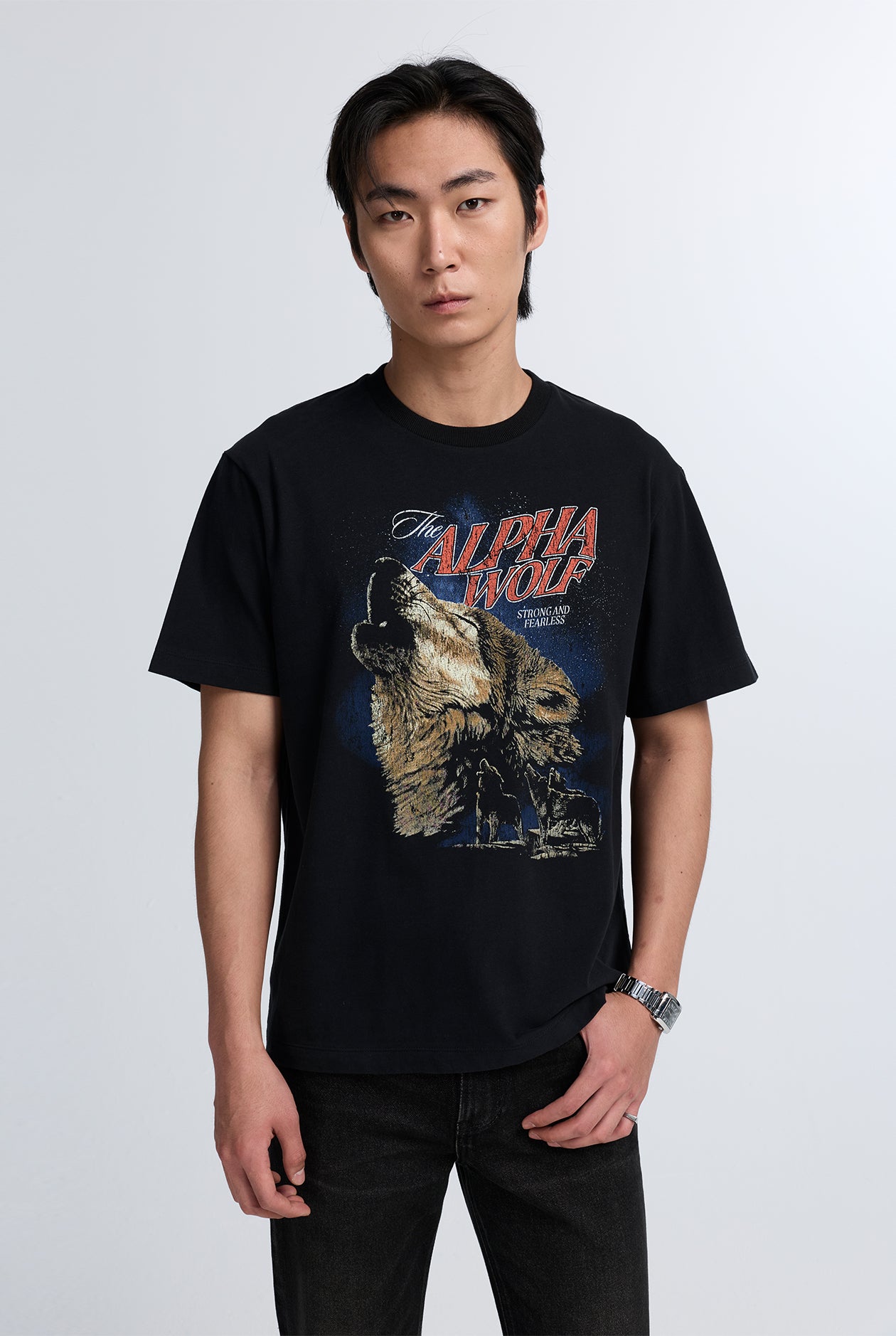 THE ALPHA WOLF GRAGHIC TEE