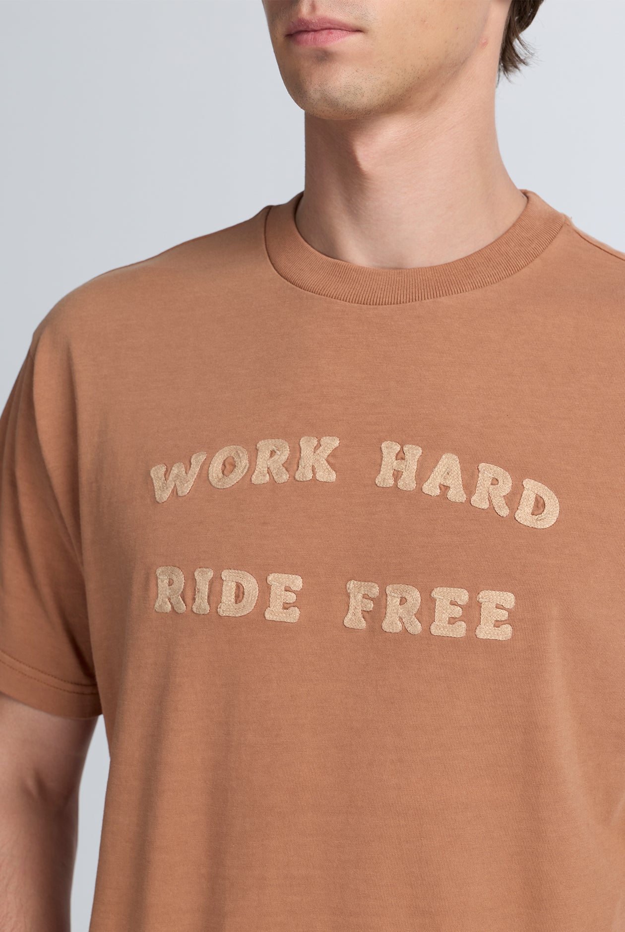 UNDER ONE FENCE CREWNECK WASH TEE