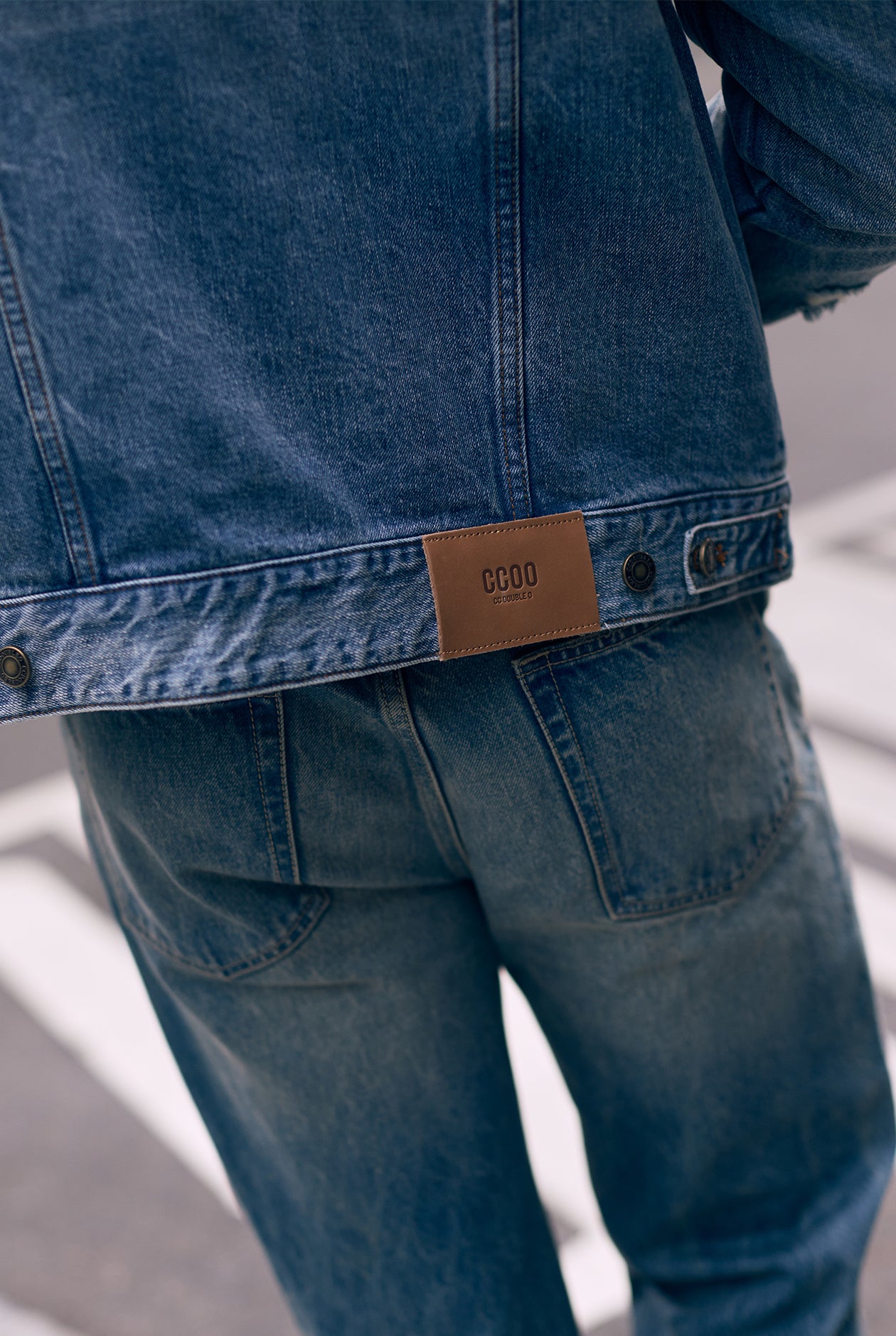 DENIM TRUCKER JACKET