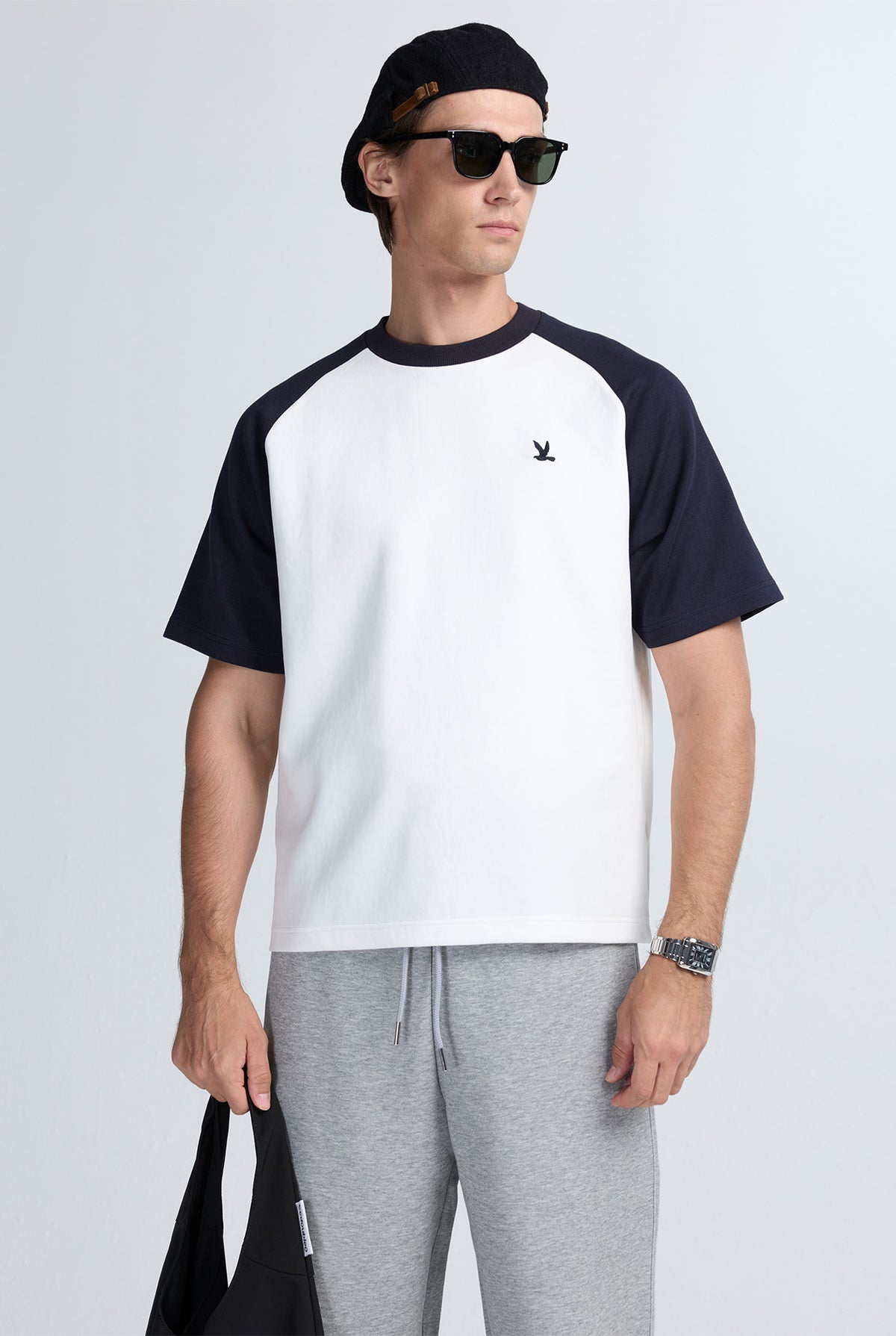 RELAXED RAGLAN SHORT-SLEEVE TEE
